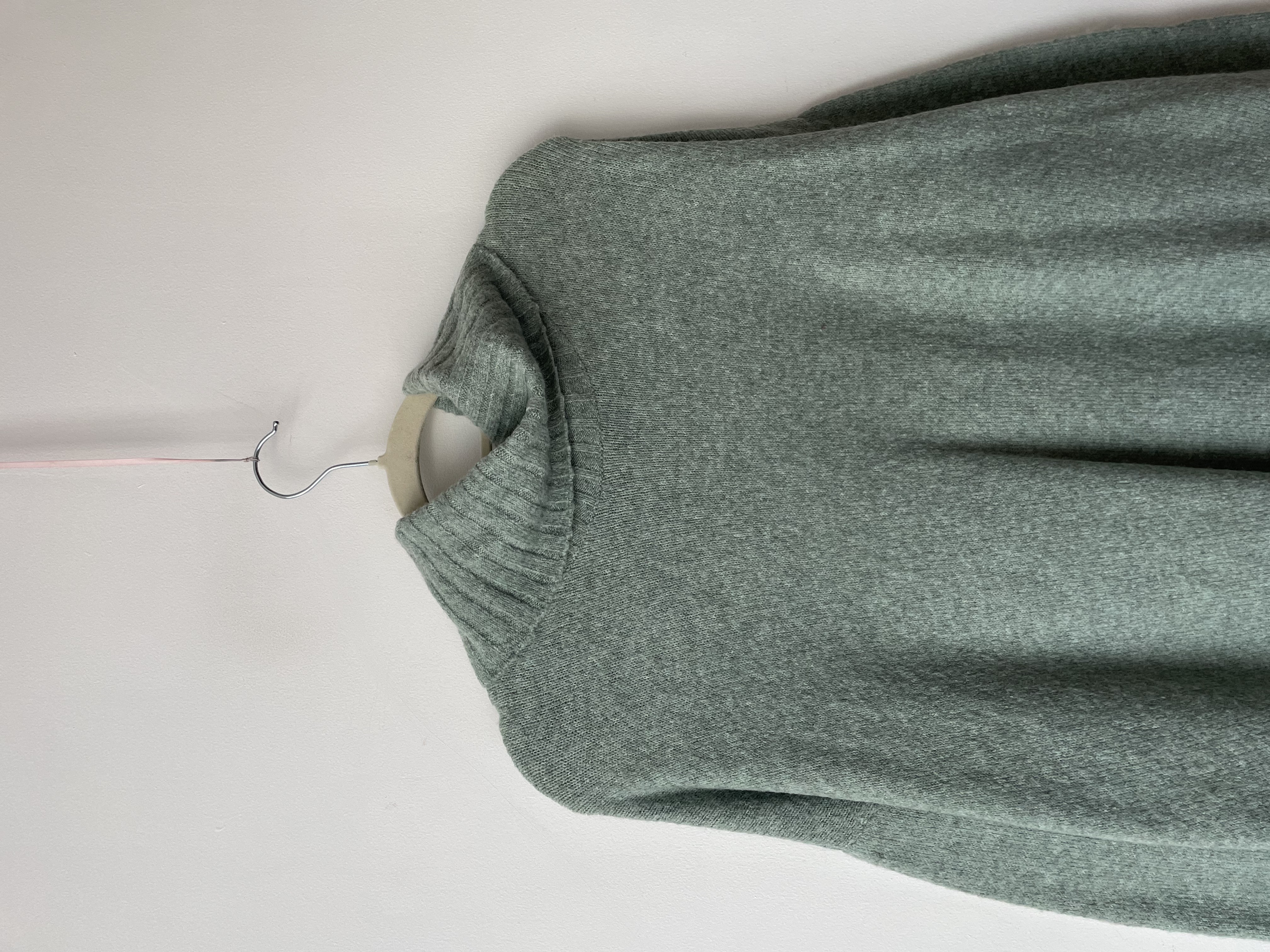 Sweater largo verde agua. Talla: L 2