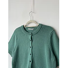 Polera verde algodón. Talla: M 2