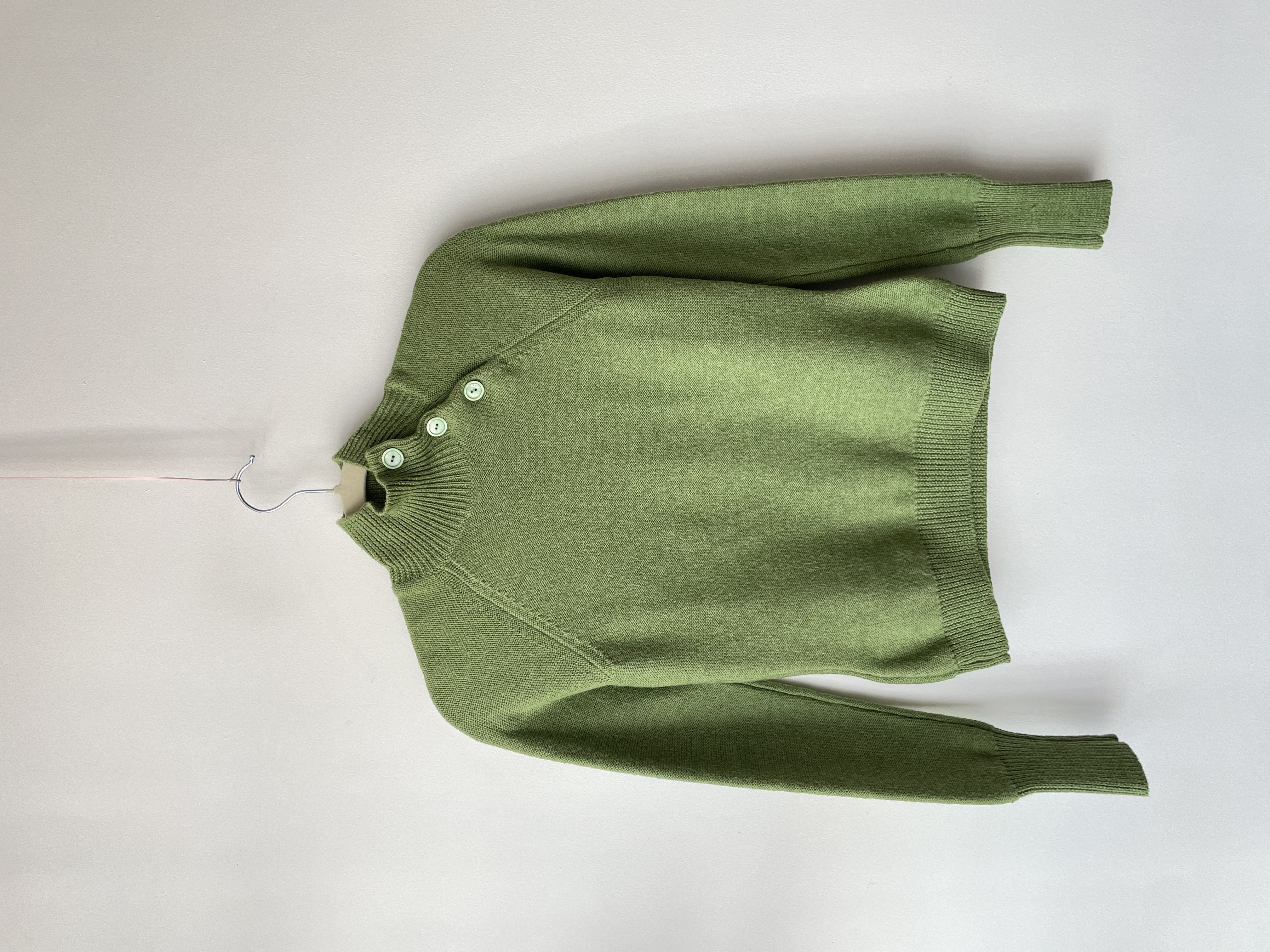 Sweater pistacho Lana Merino. Talla: S 1