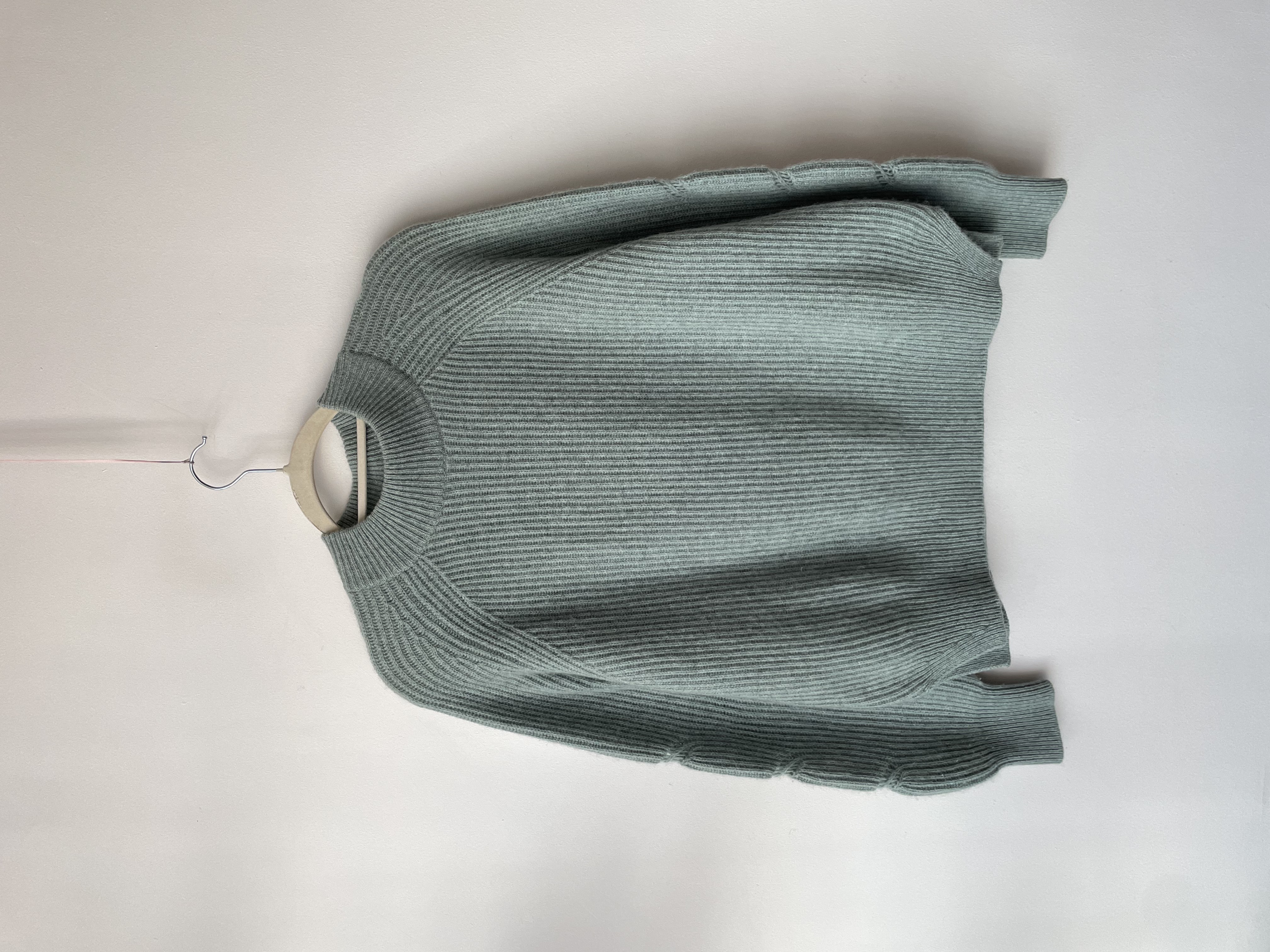 Sweater cachemir verde. Talla: L  1