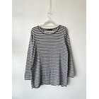 Sweater largo, líneas. Talla: S Oversized (M/L) 1