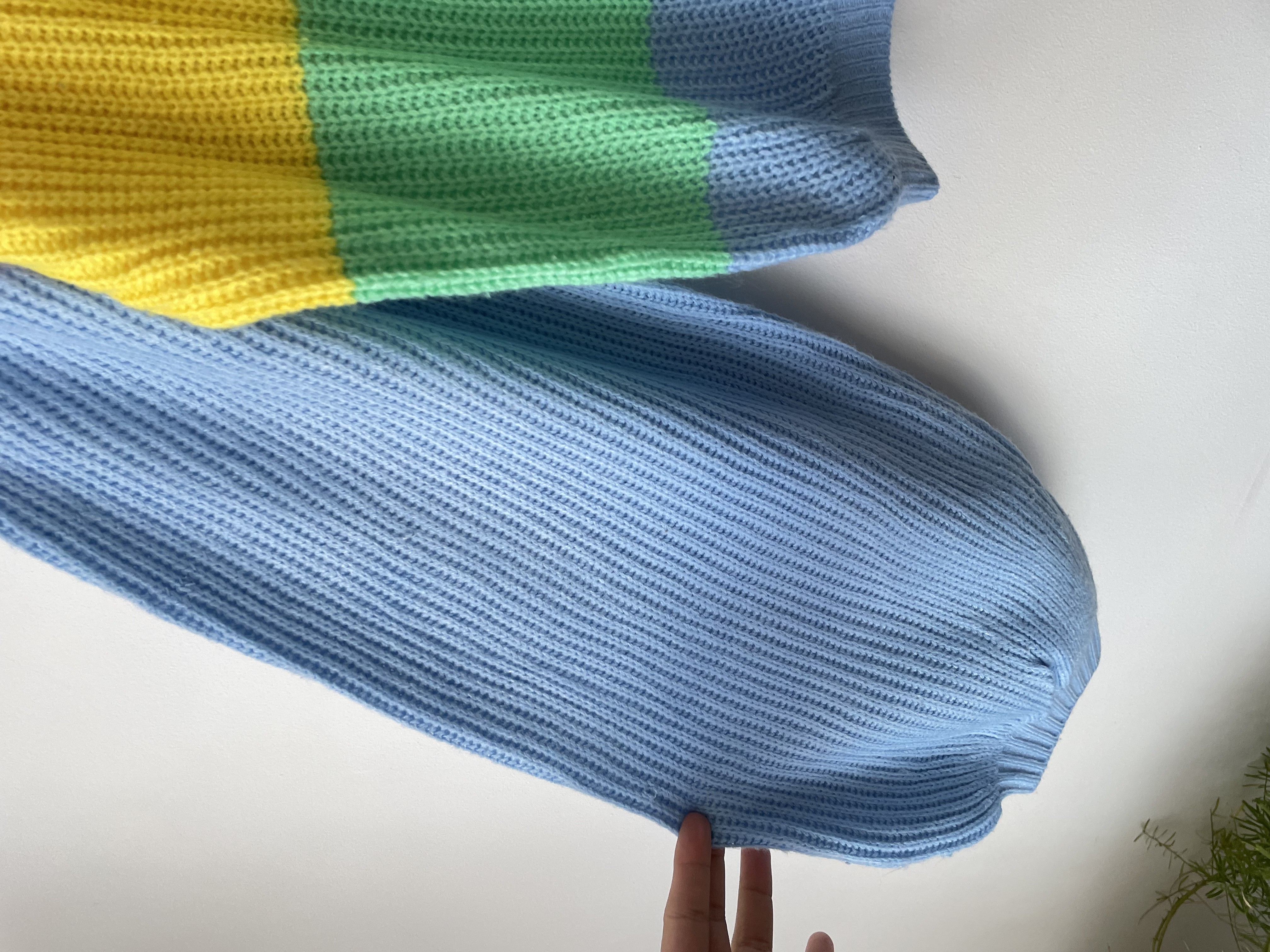 Sweater globo. Talla: M oversized 3