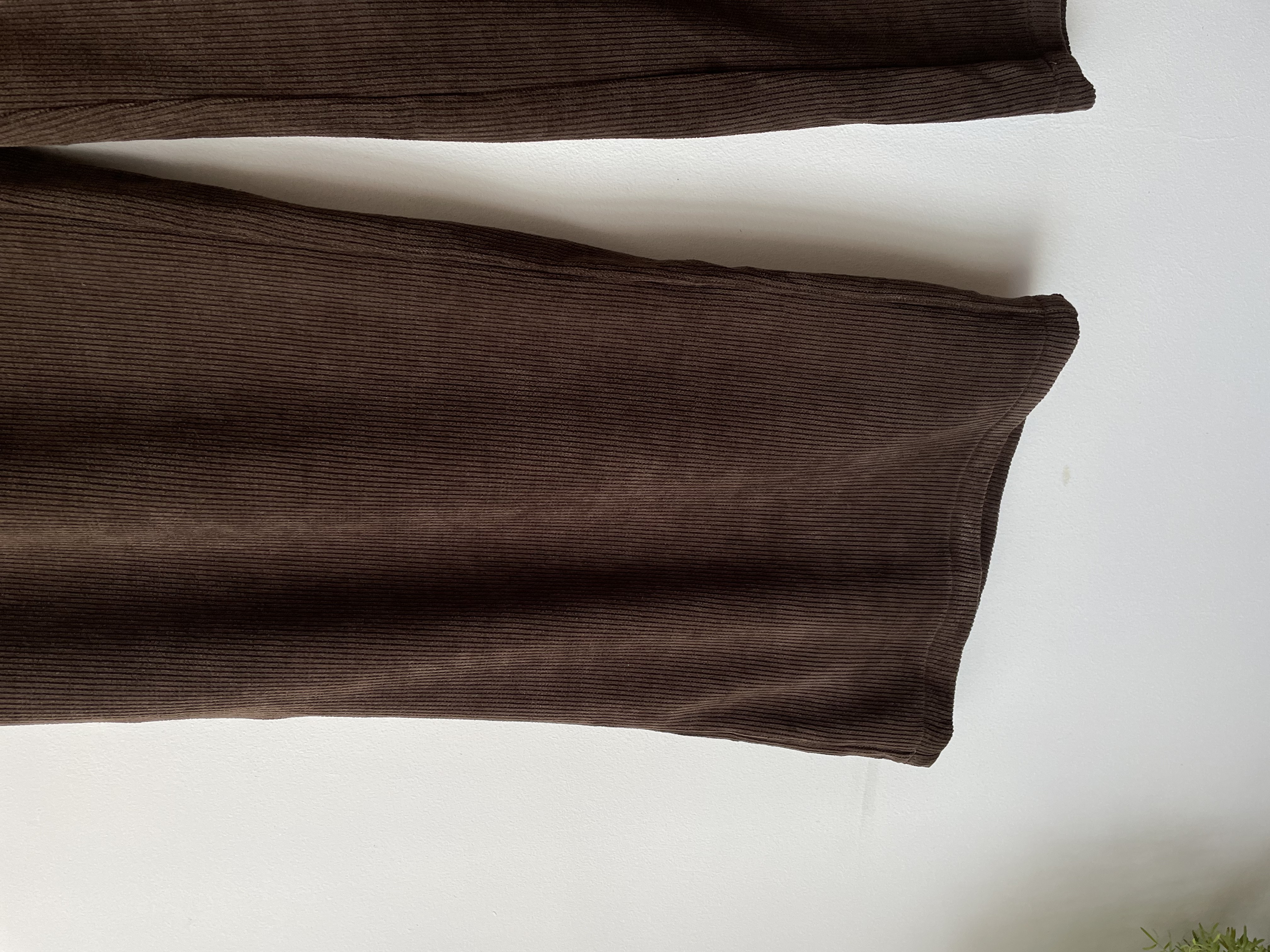 Pantalón wide café. Talla: M  3