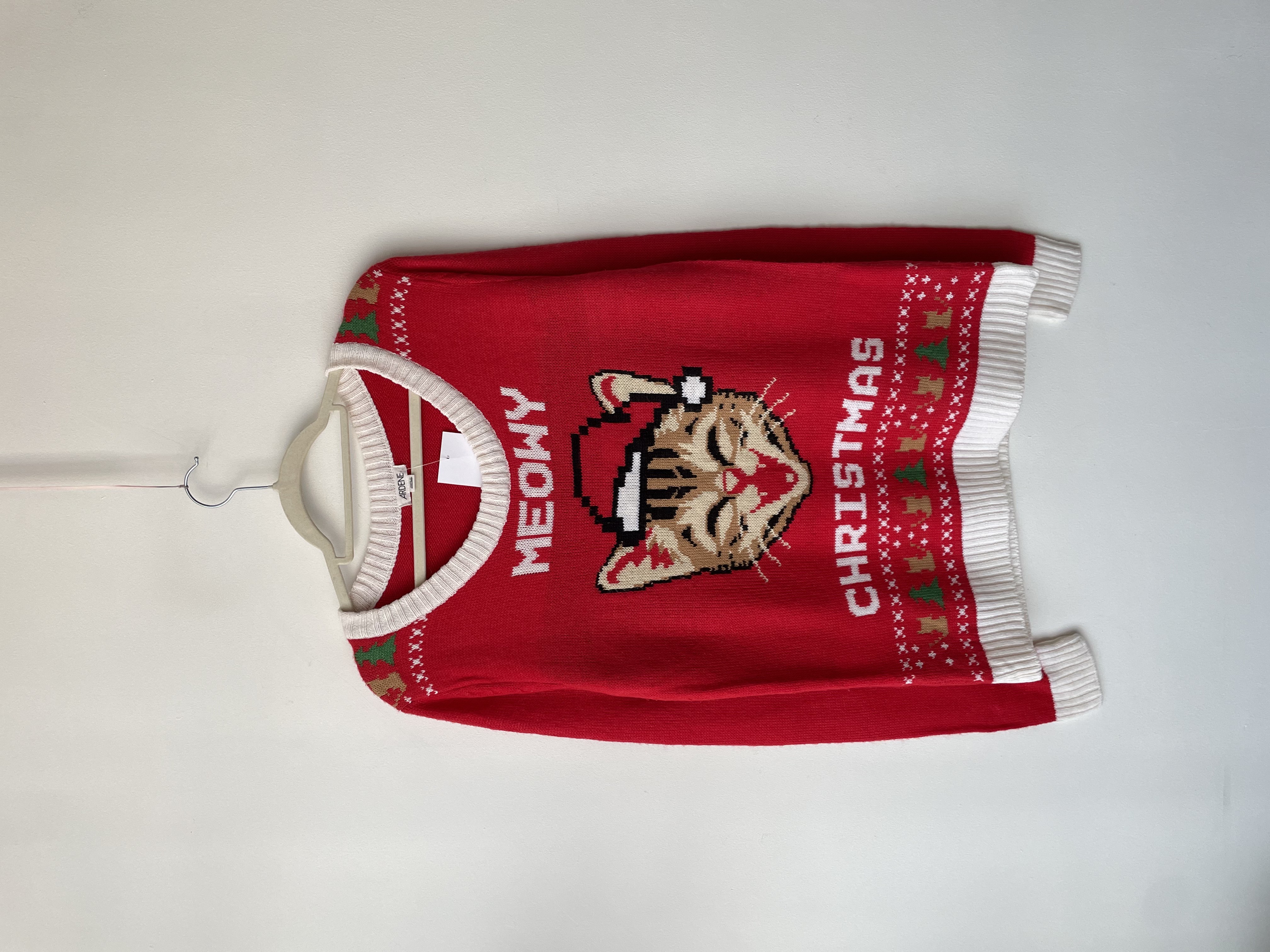 Sweater gato. Talla: M 