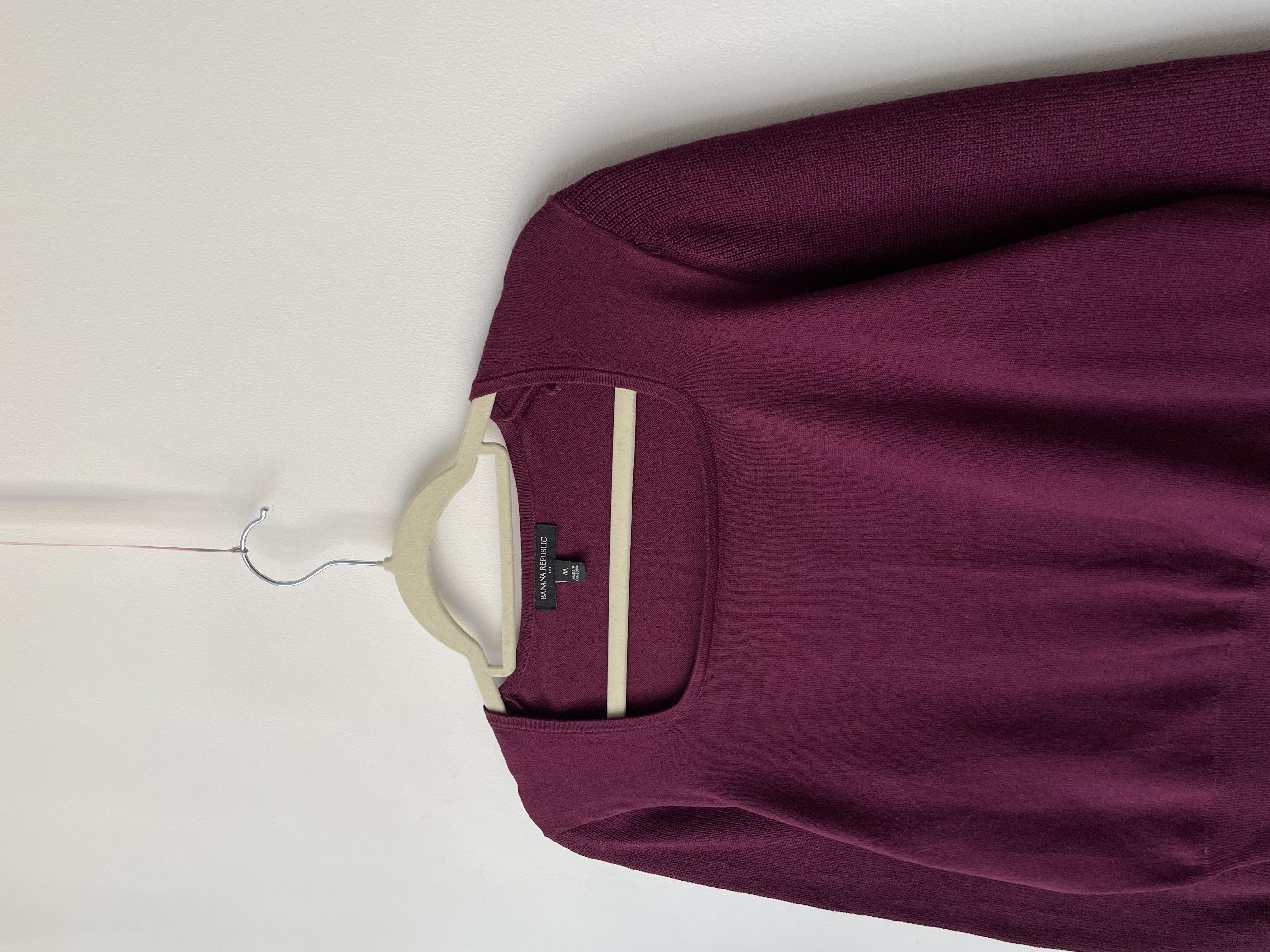 Sweater vino. Talla: M 2