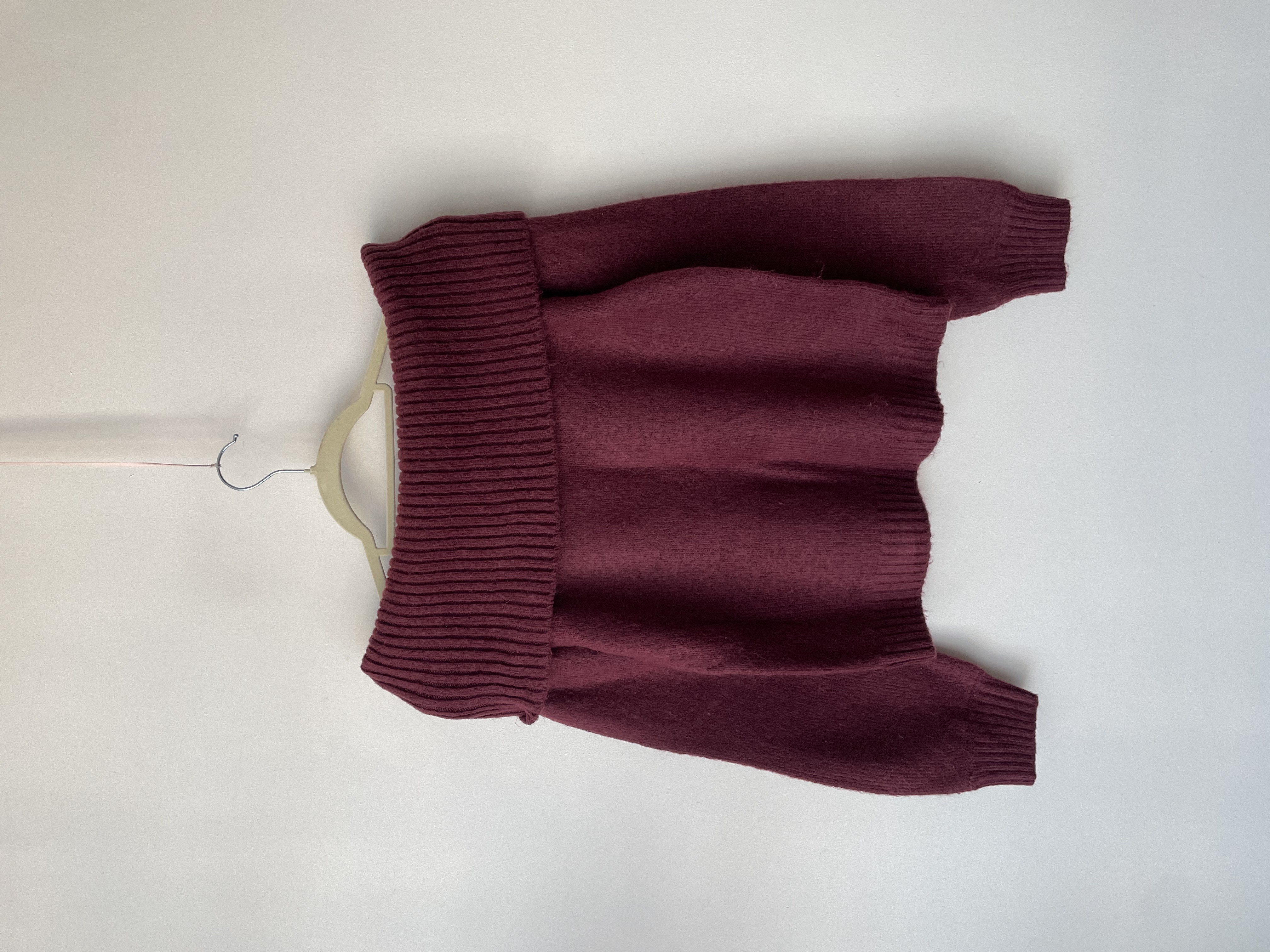 Sweater hombros. Talla: s 1