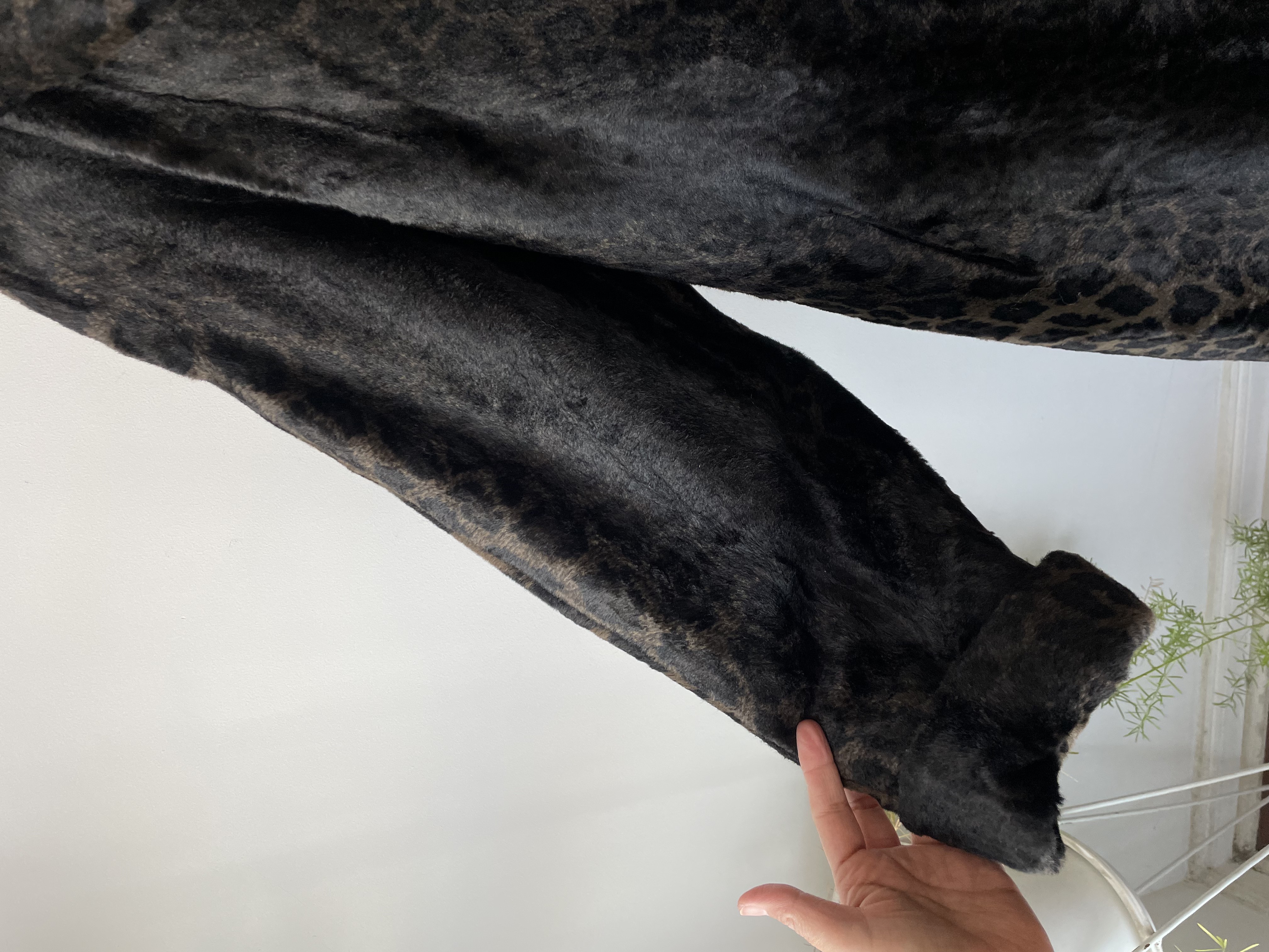 Abrigo leopardo. Talla: L oversized (XL+) 3