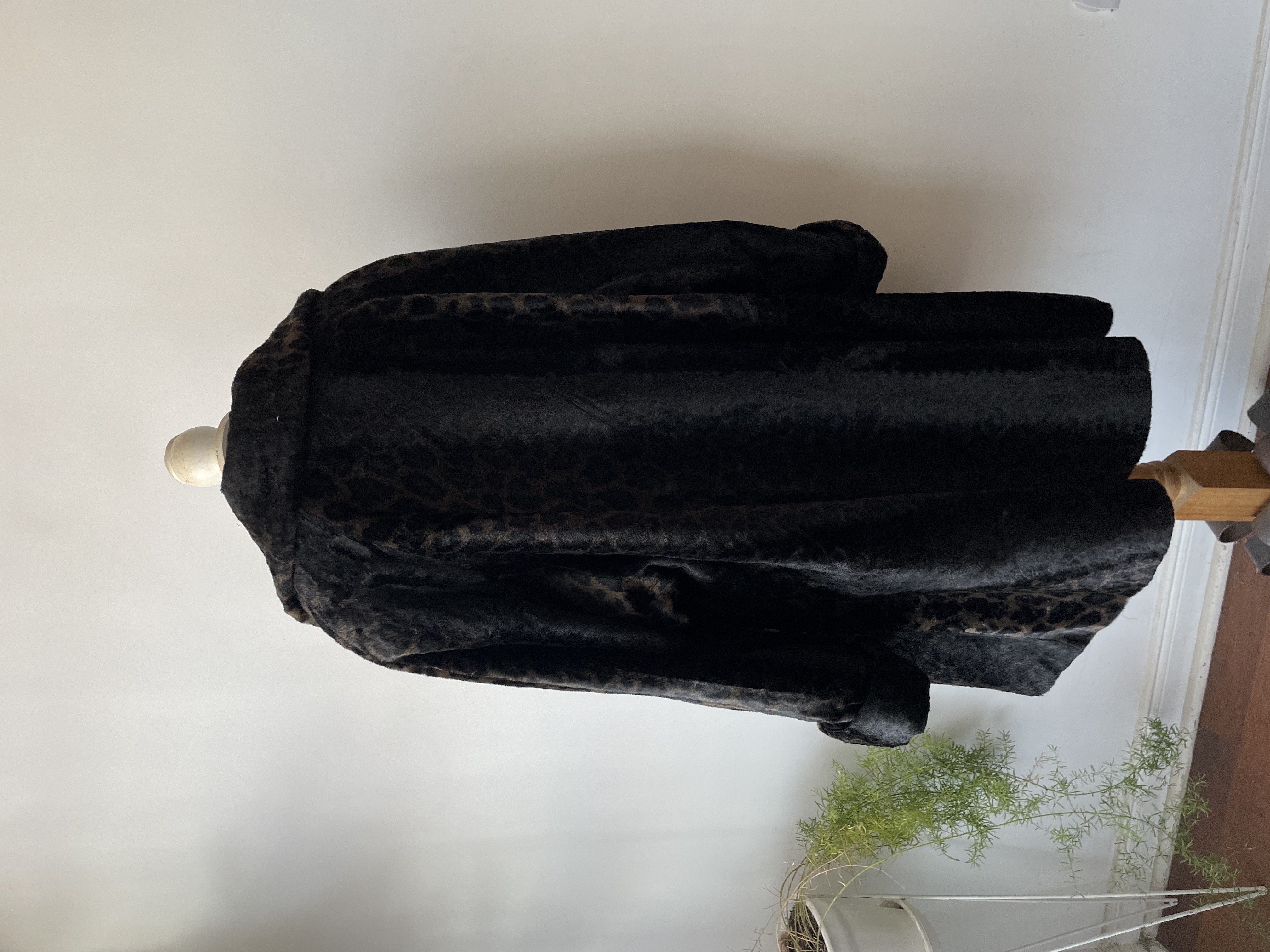 Abrigo leopardo. Talla: L oversized (XL+) 5