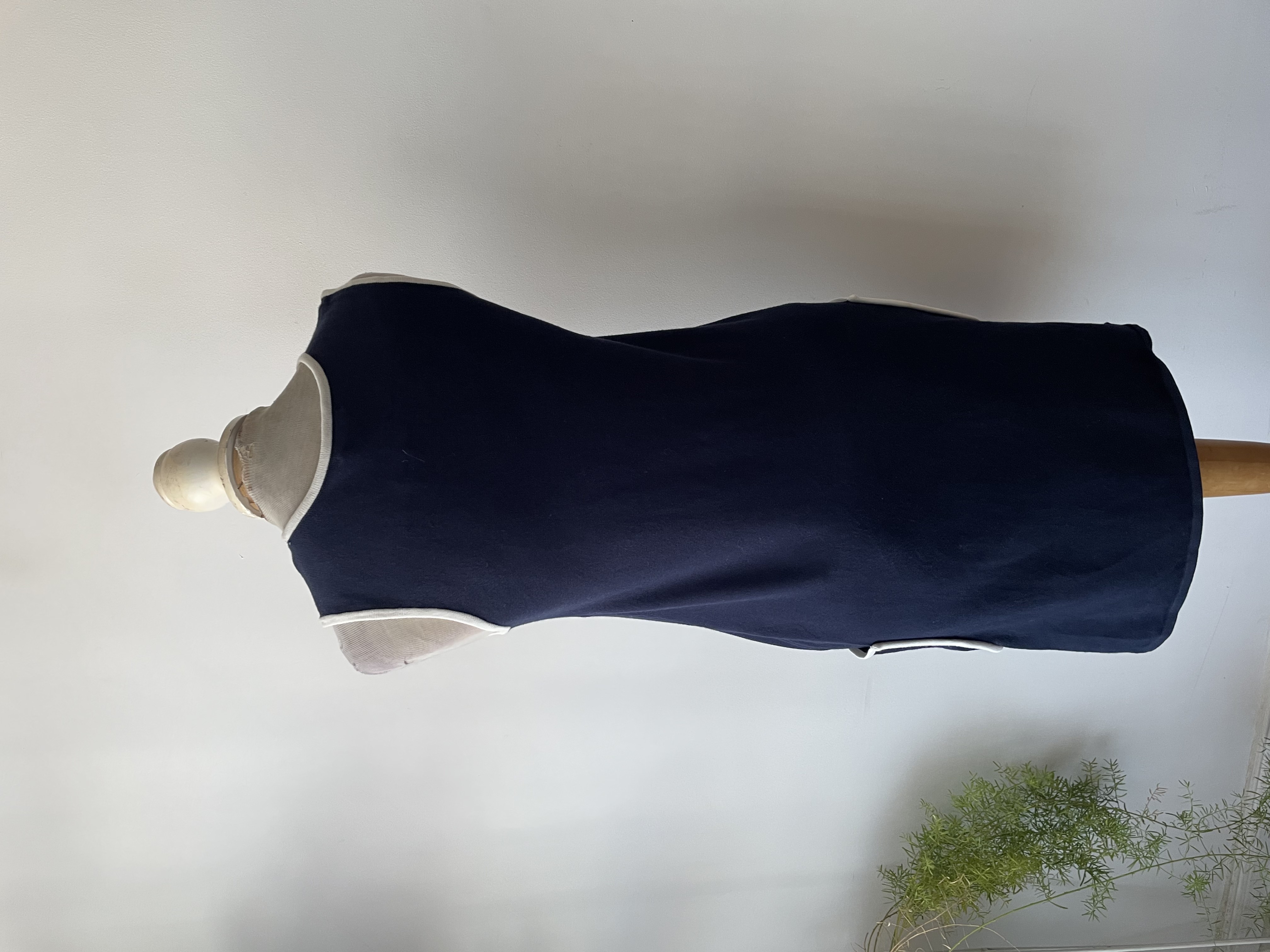 Vestido tommy. Talla: XS elasticado 2