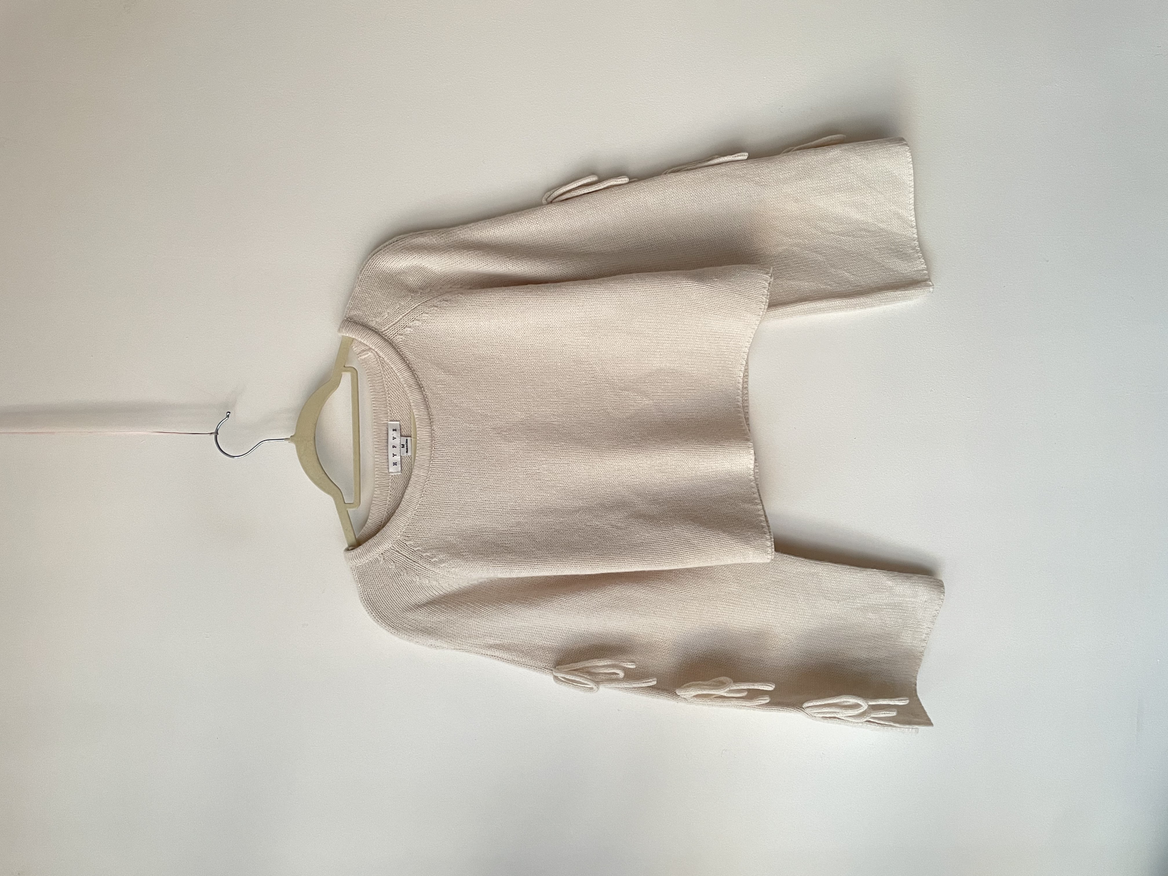 Sweater lazos. Talla: M 1