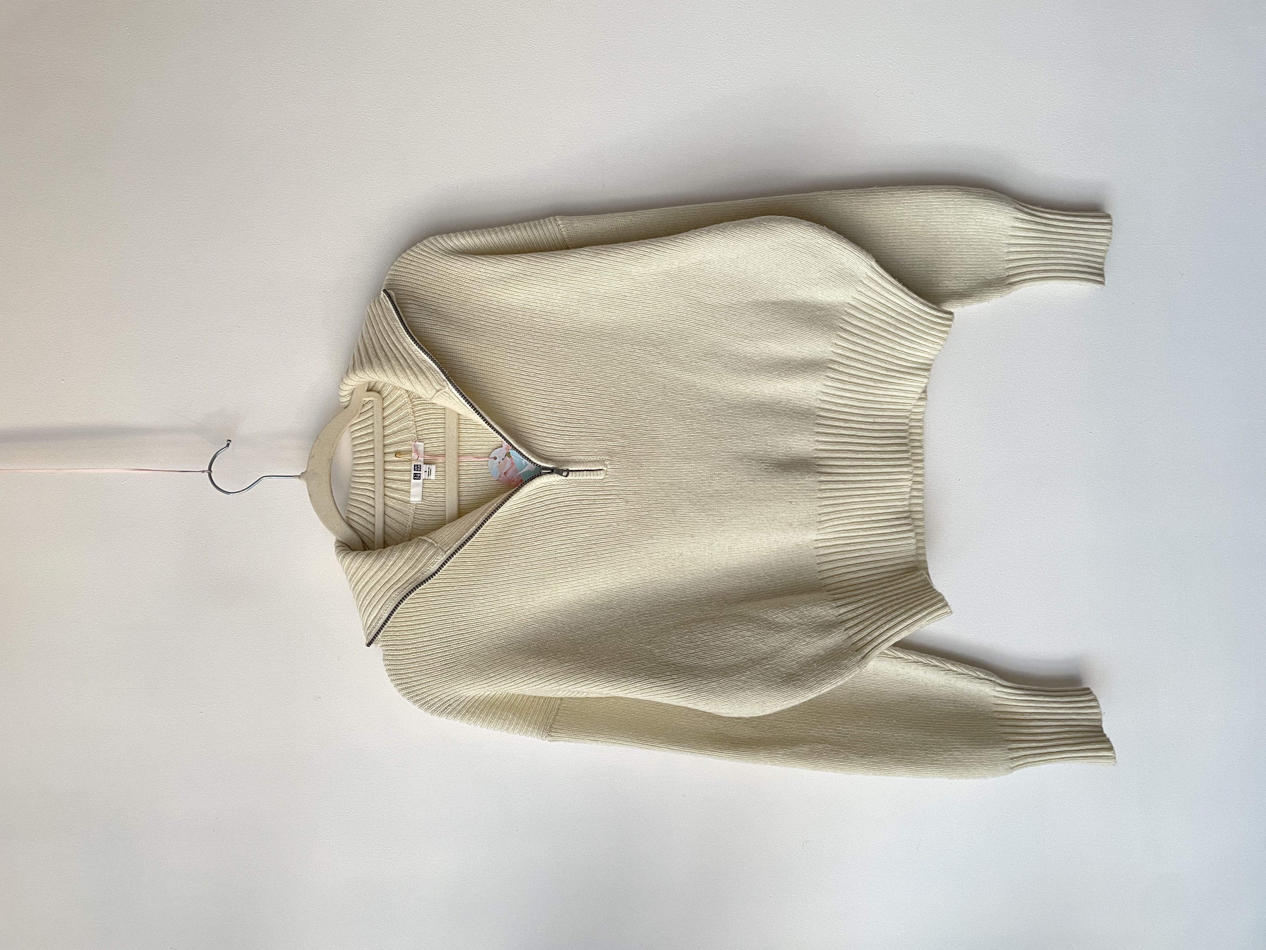 Sweater uniqlo Cierre. Talla: S holgado 1
