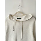 Sweater polo blanco. Talla: L  2