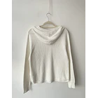 Sweater polo blanco. Talla: L  4