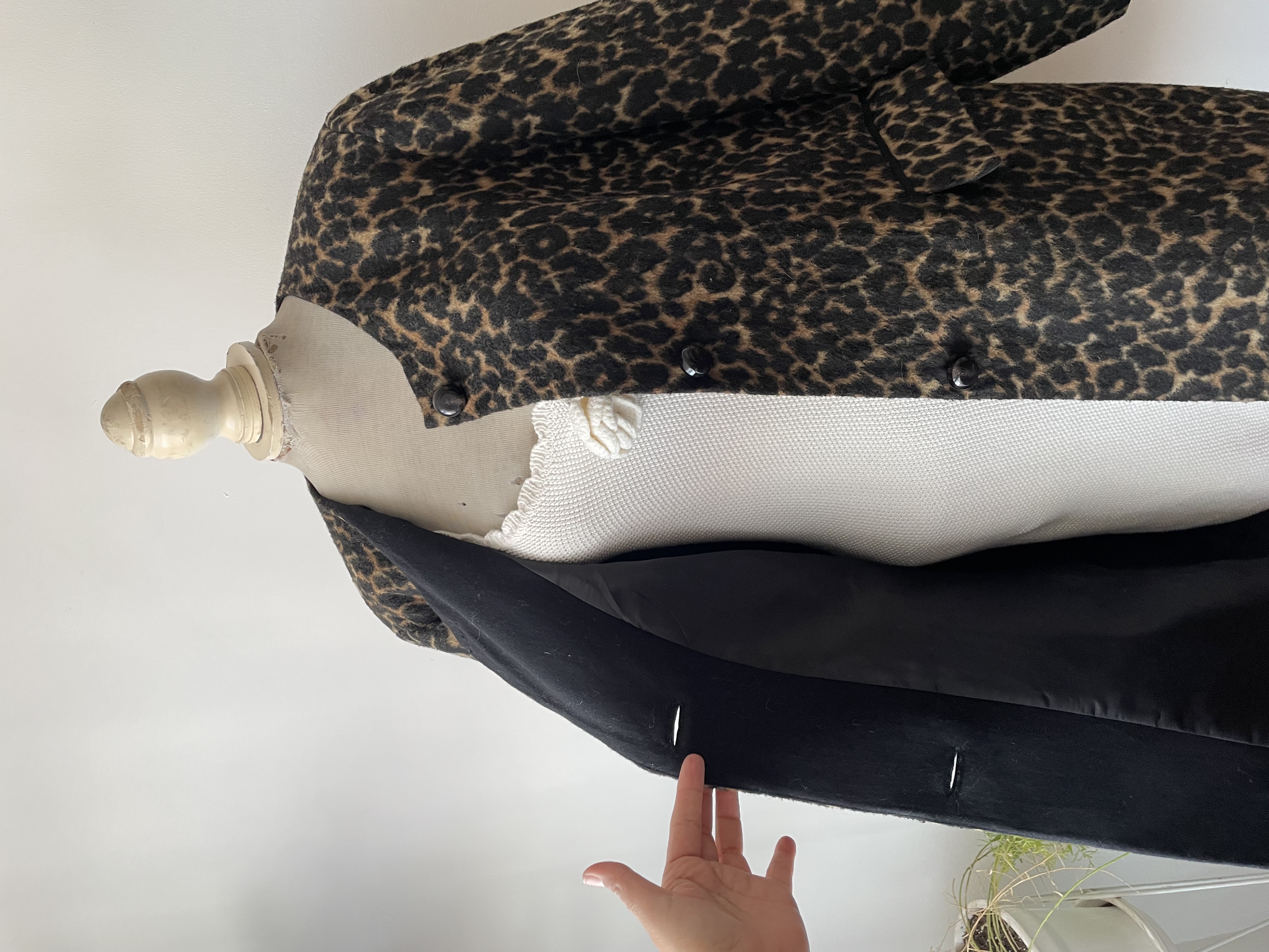 Abrigo leopardo lana. Talla: 18 (XL) 5