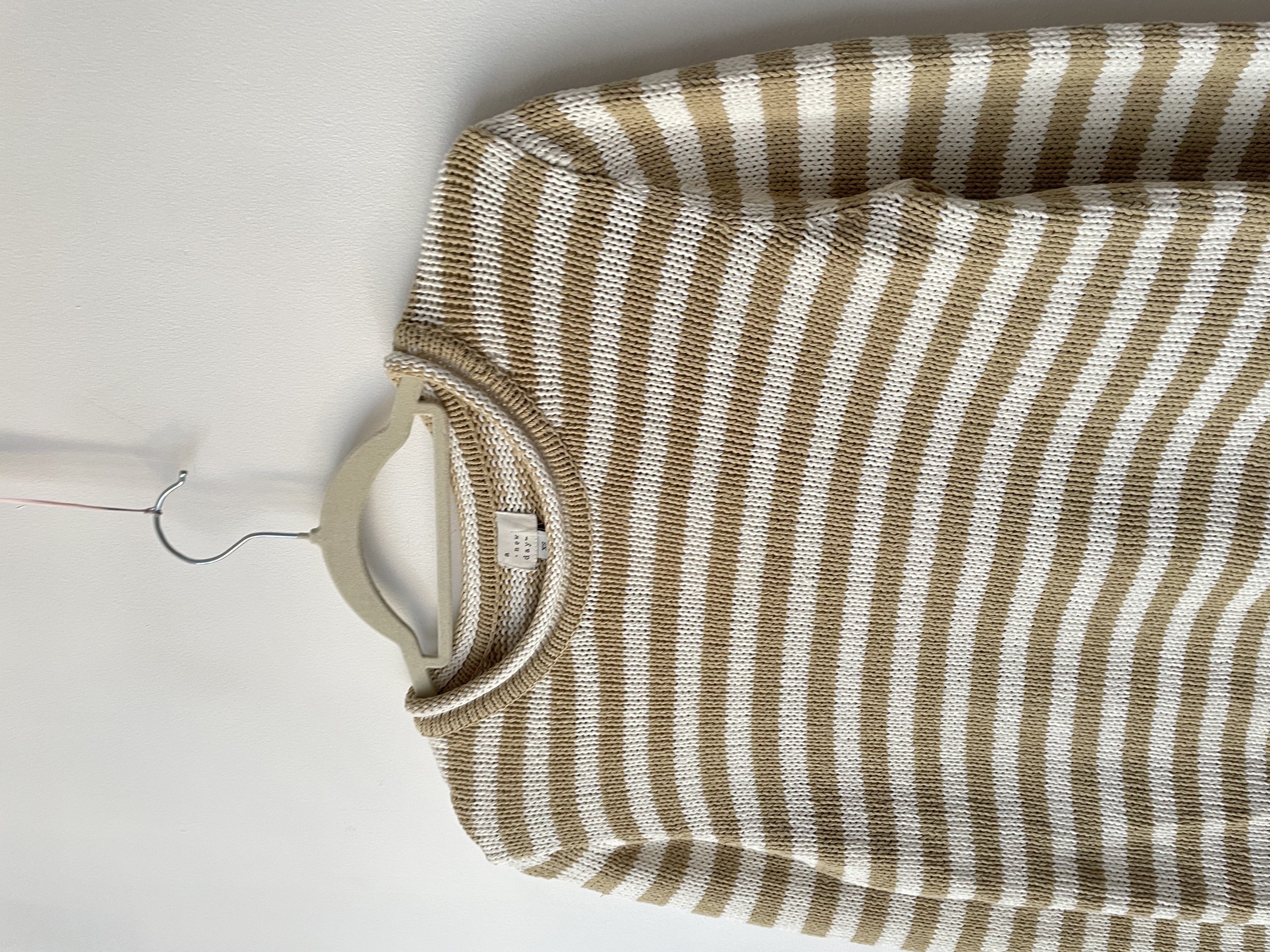 Sweater rayado. Talla: XS Holgado 2