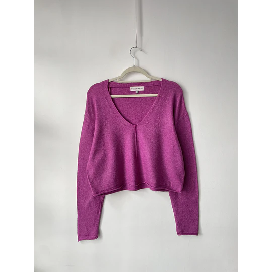Sweater magenta. Talla: M