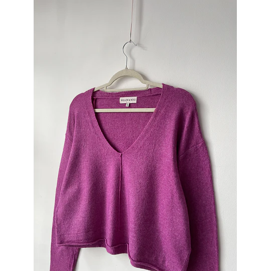 Sweater magenta. Talla: M