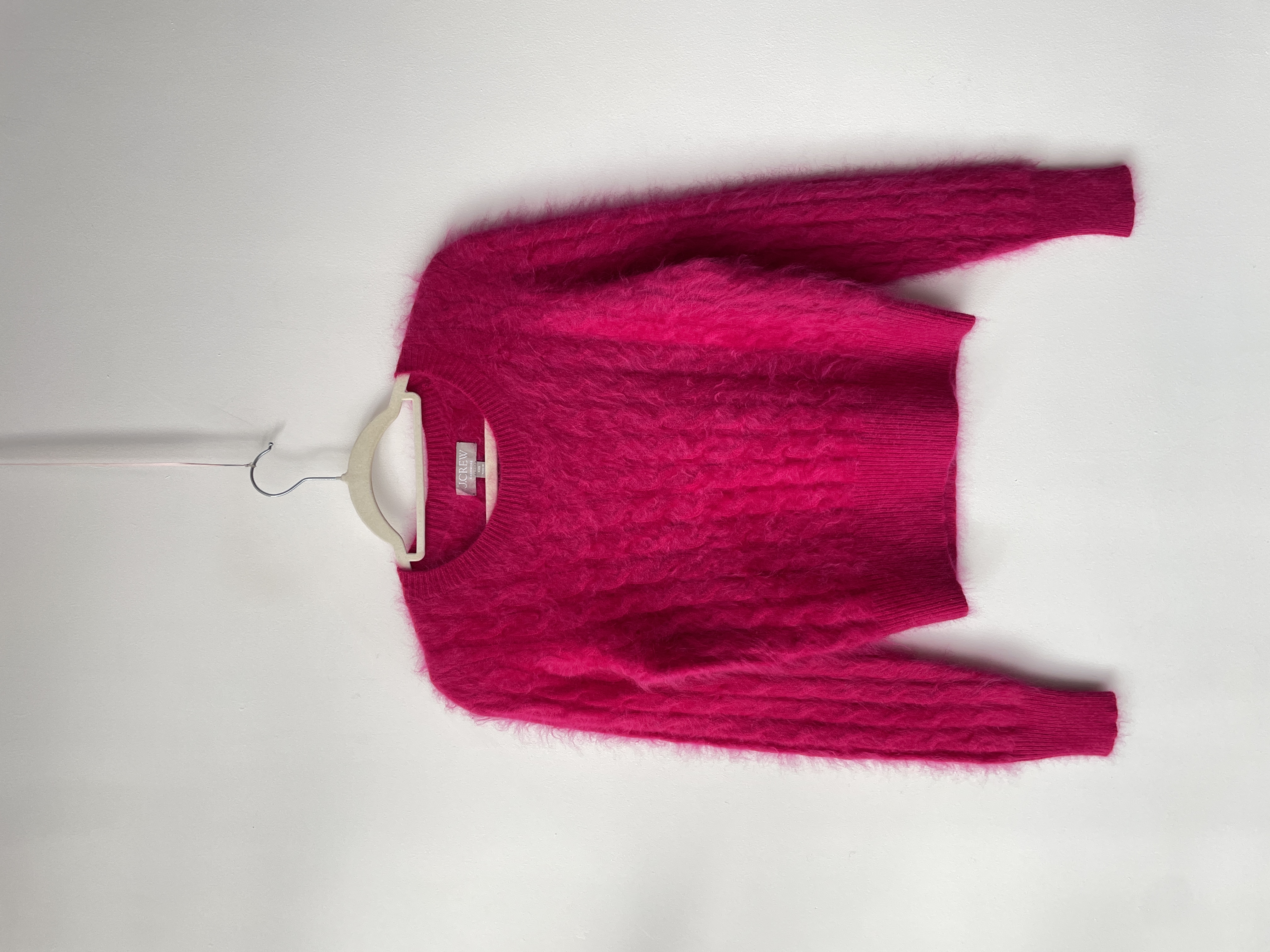 Sweater cachemira fucsia. Talla: XS 1
