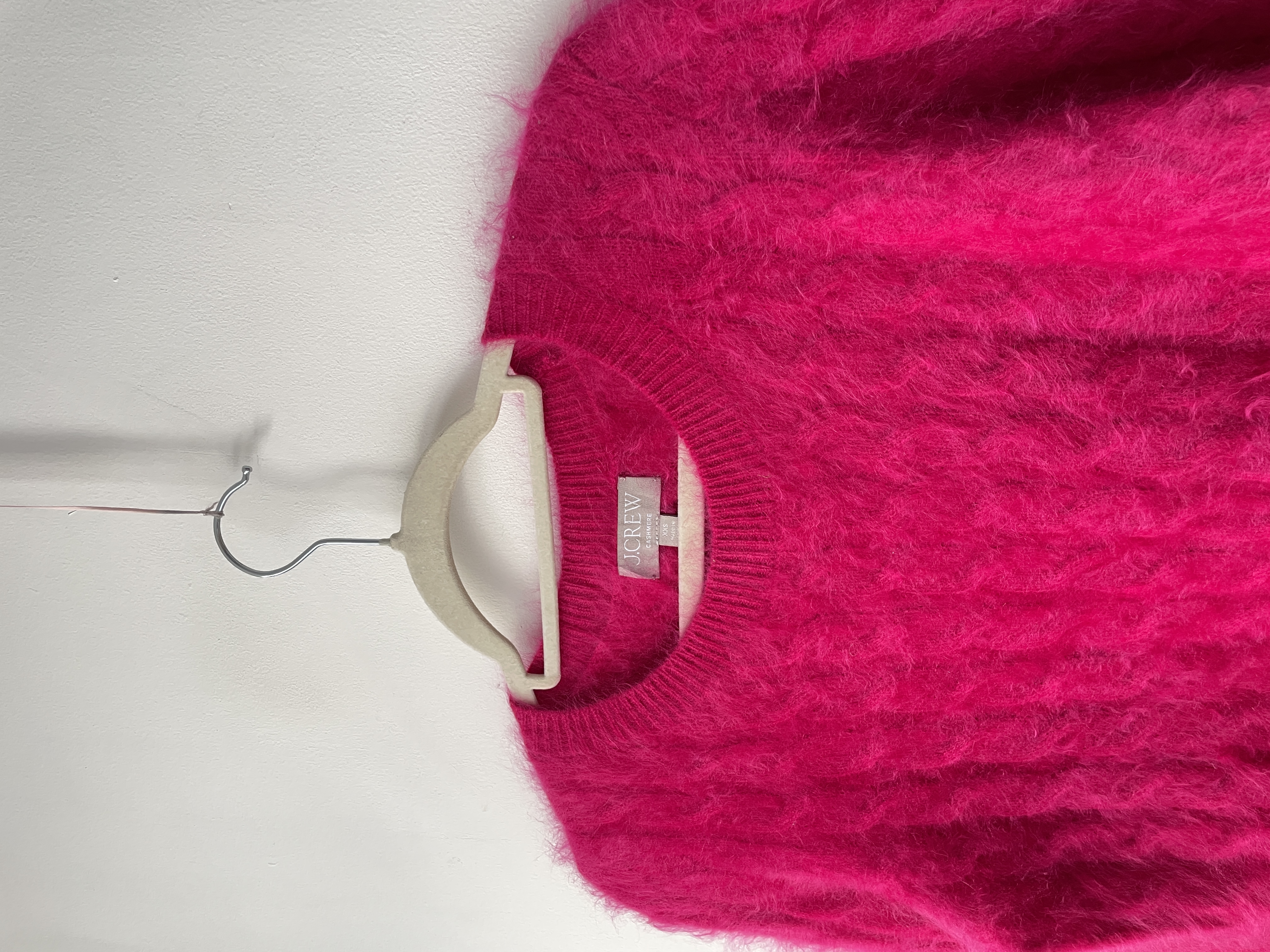 Sweater cachemira fucsia. Talla: XS 2