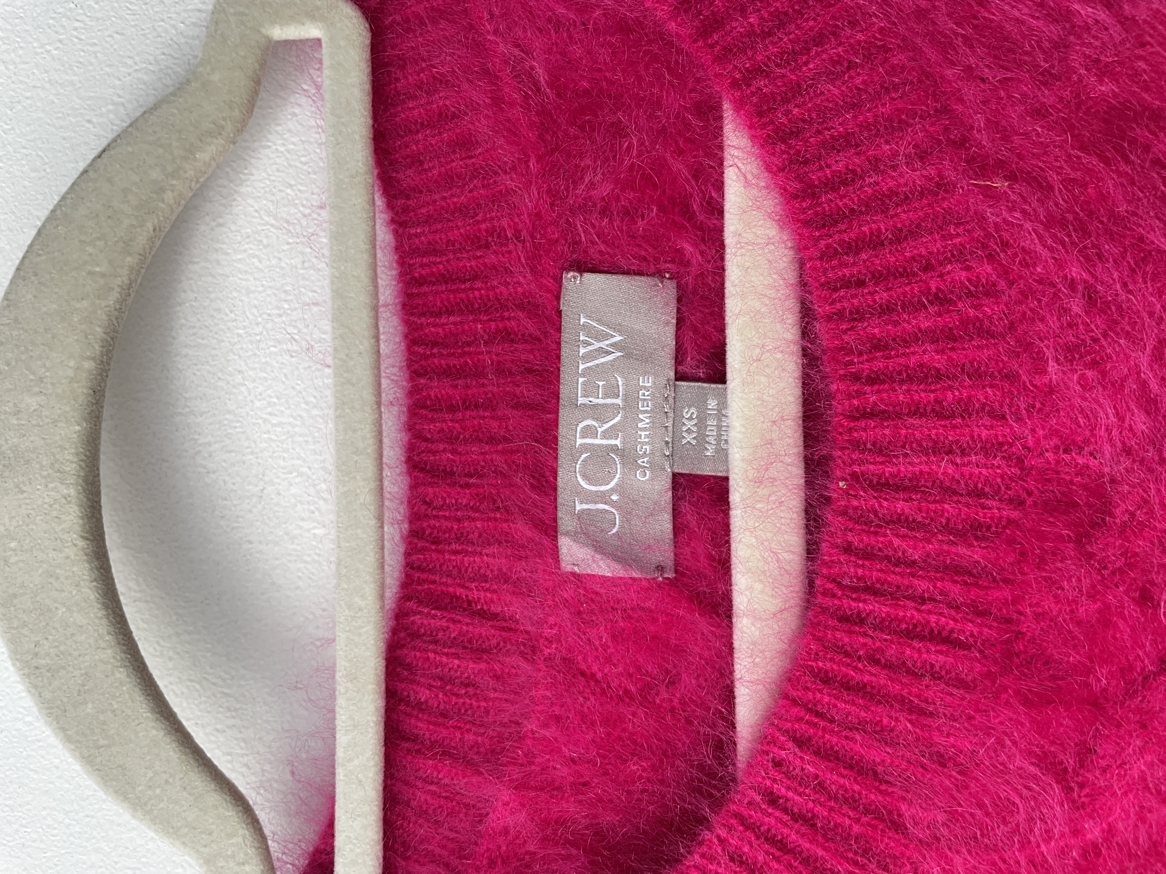 Sweater cachemira fucsia. Talla: XS 3