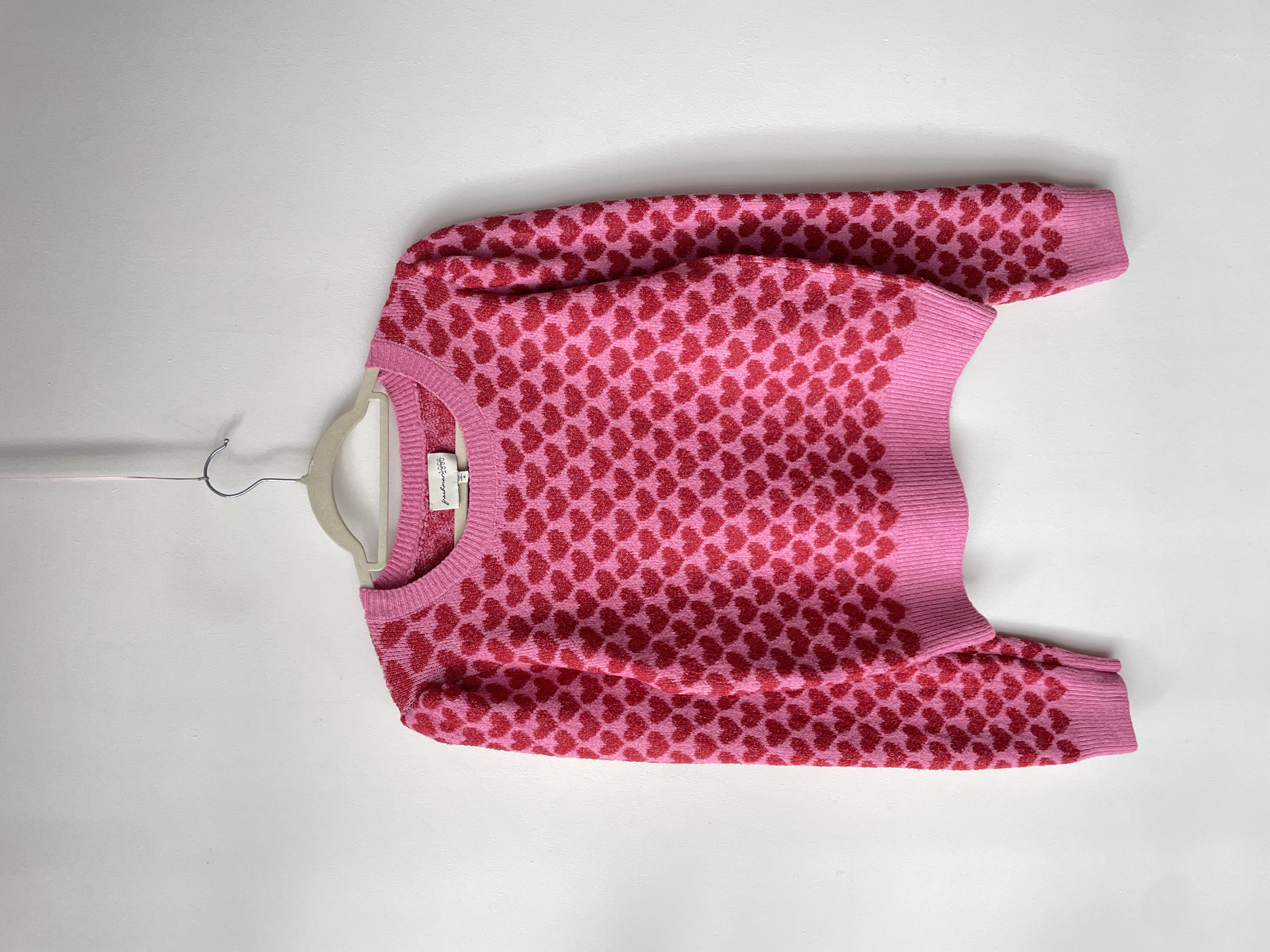 Sweater corazones. Talla: M 1