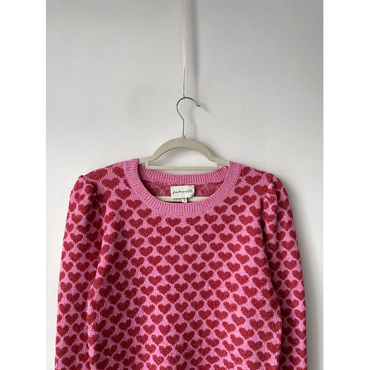 Sweater corazones. Talla: M