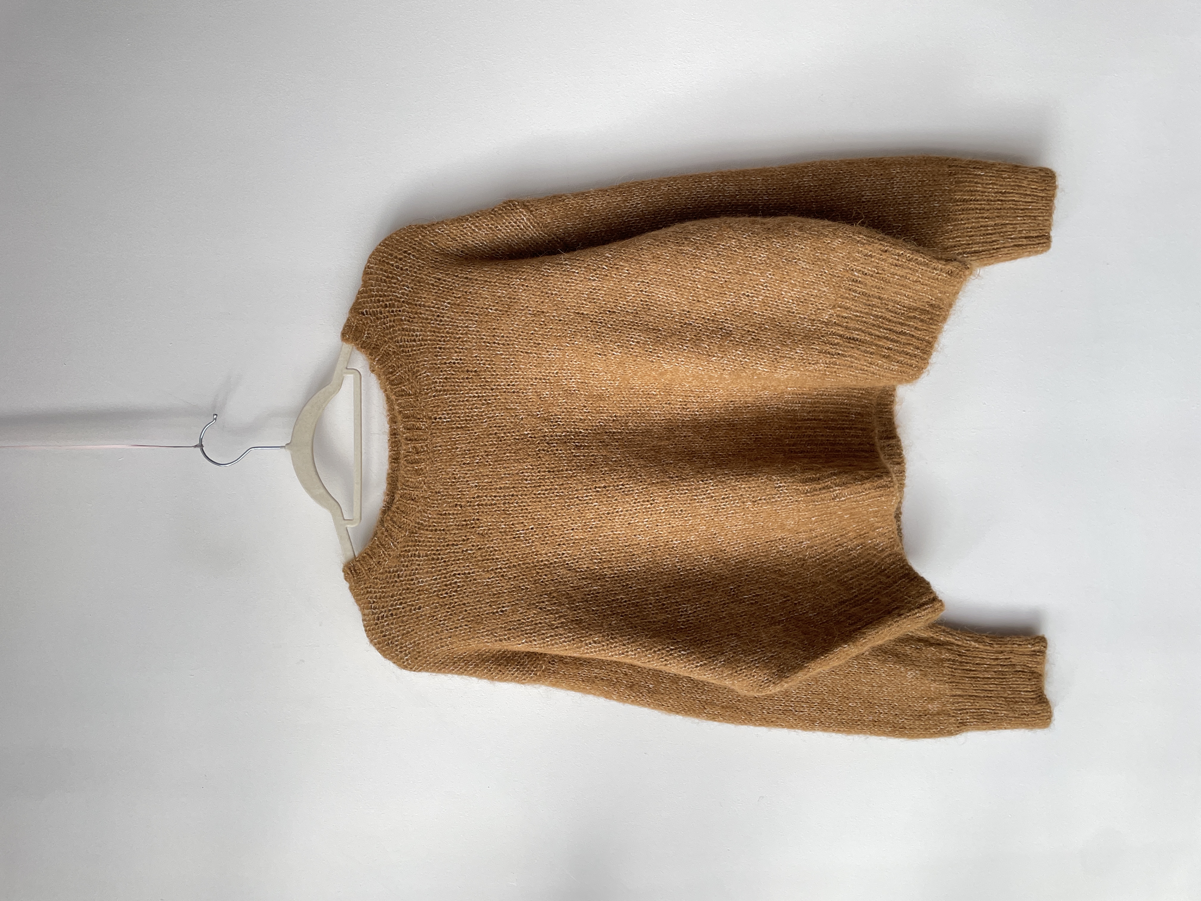 Sweater camel lana y alpaca. Talla: M holgado 1