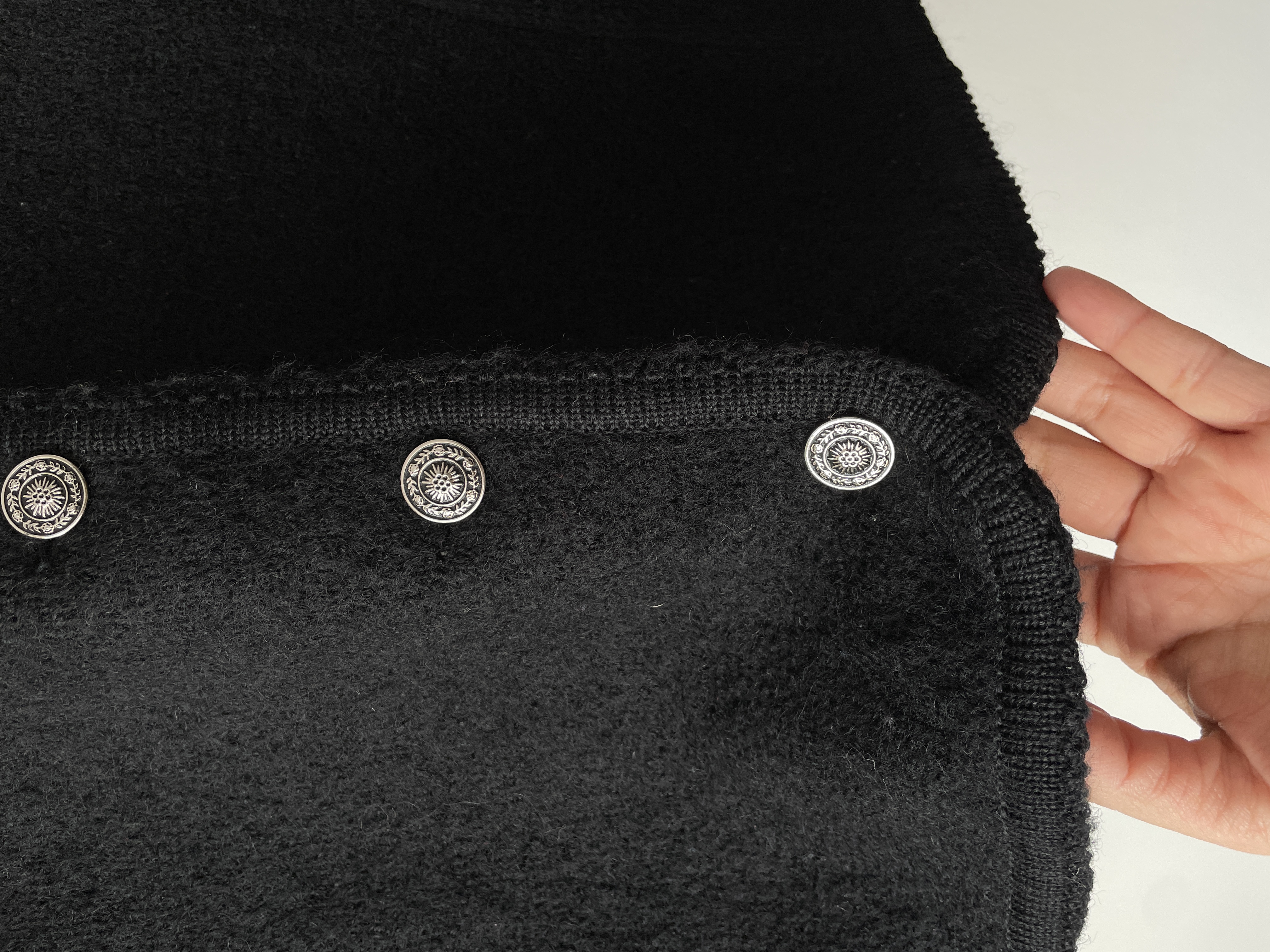 Chaqueta Lana negra. Talla: XL 3