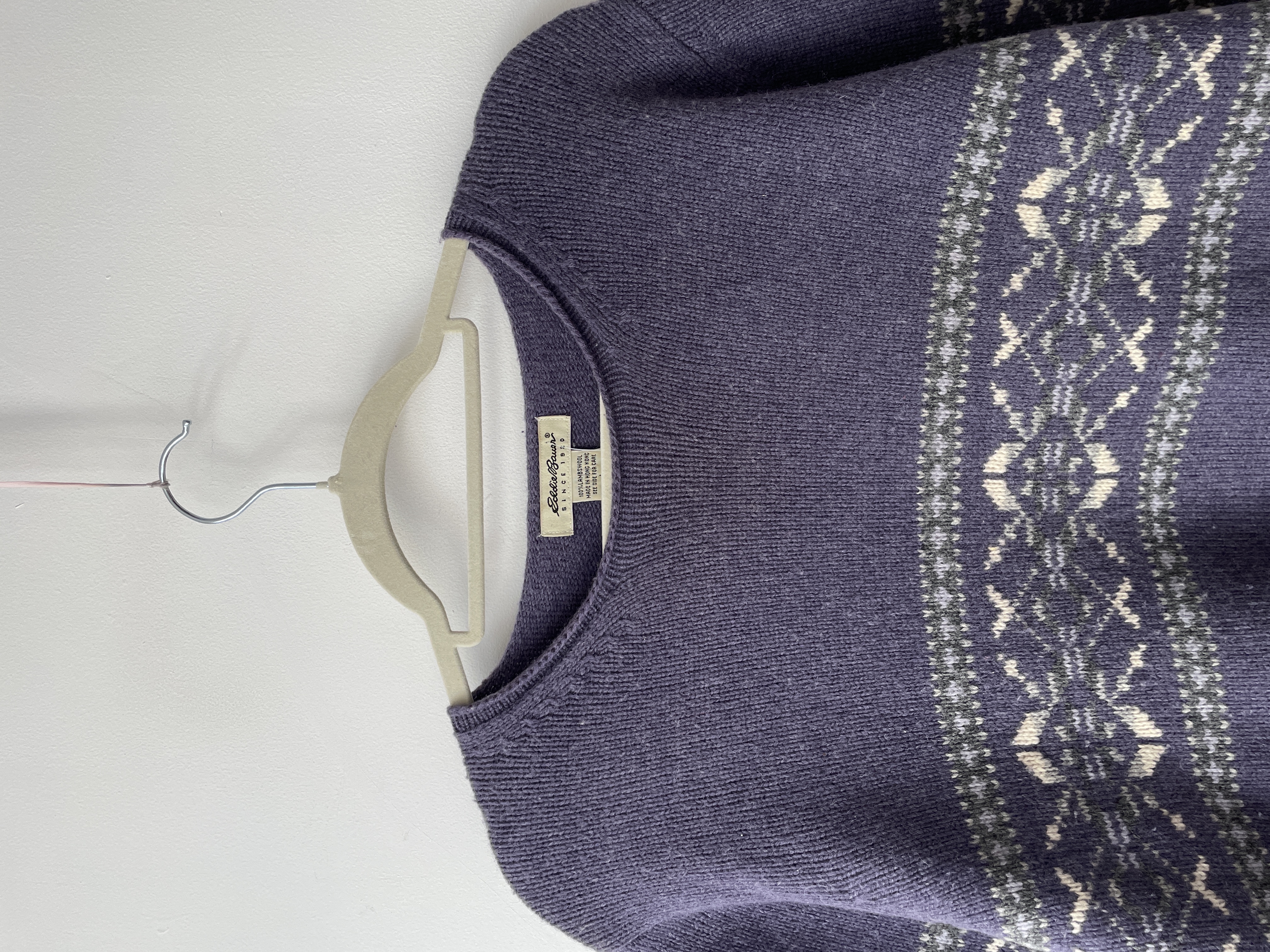 Sweater morado Lana cordero. Talla: L 2
