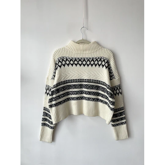 Sweater nordic crema. Talla: M/L