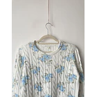 Sweater floral. Talla: S 2