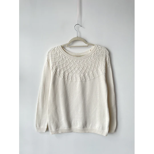 Sweater blanco. Talla: Mp