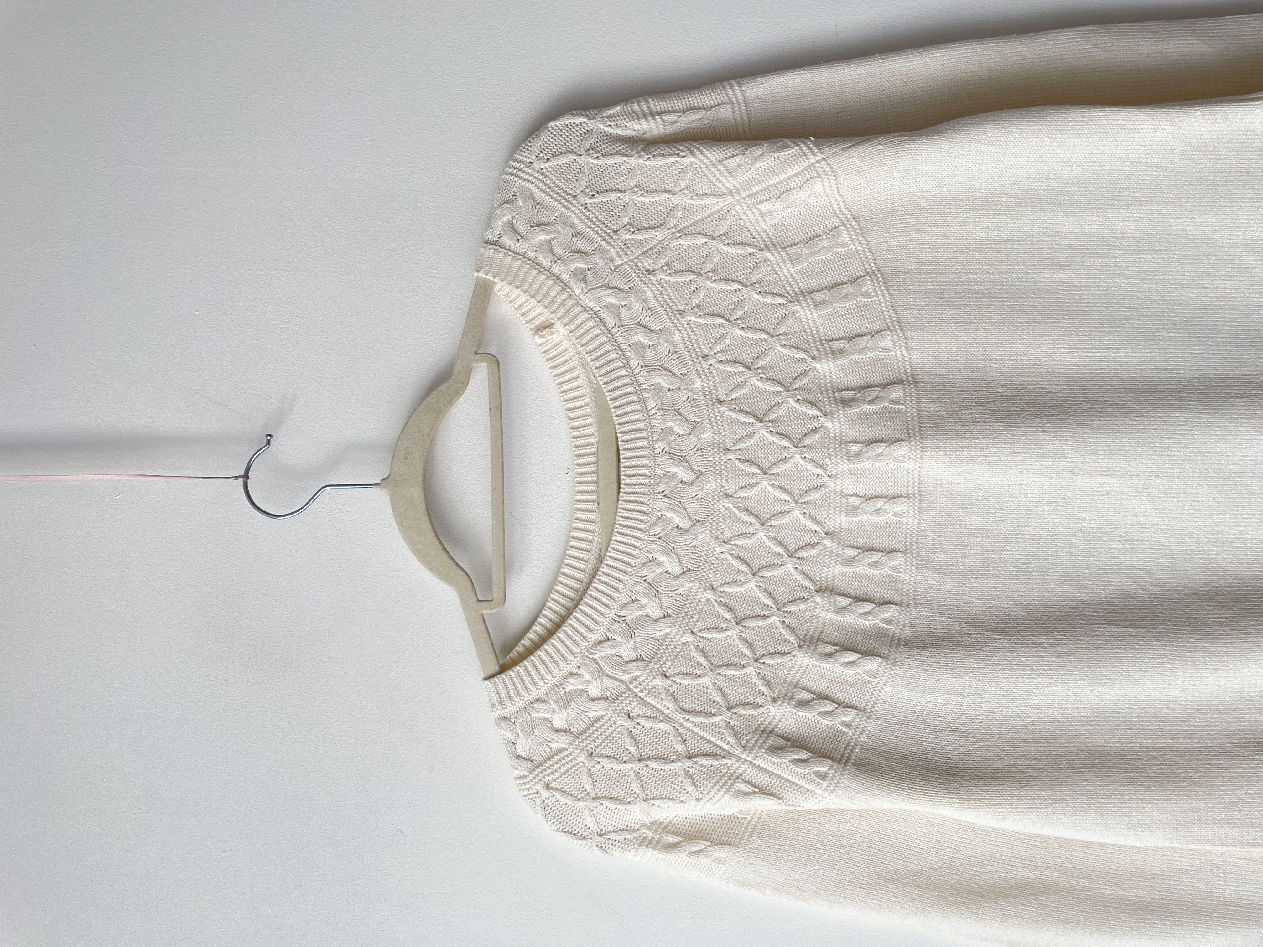 Sweater blanco. Talla: Mp 2