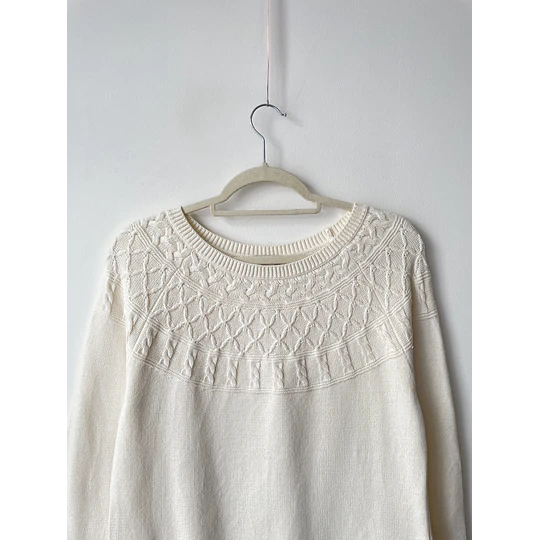Sweater blanco. Talla: Mp