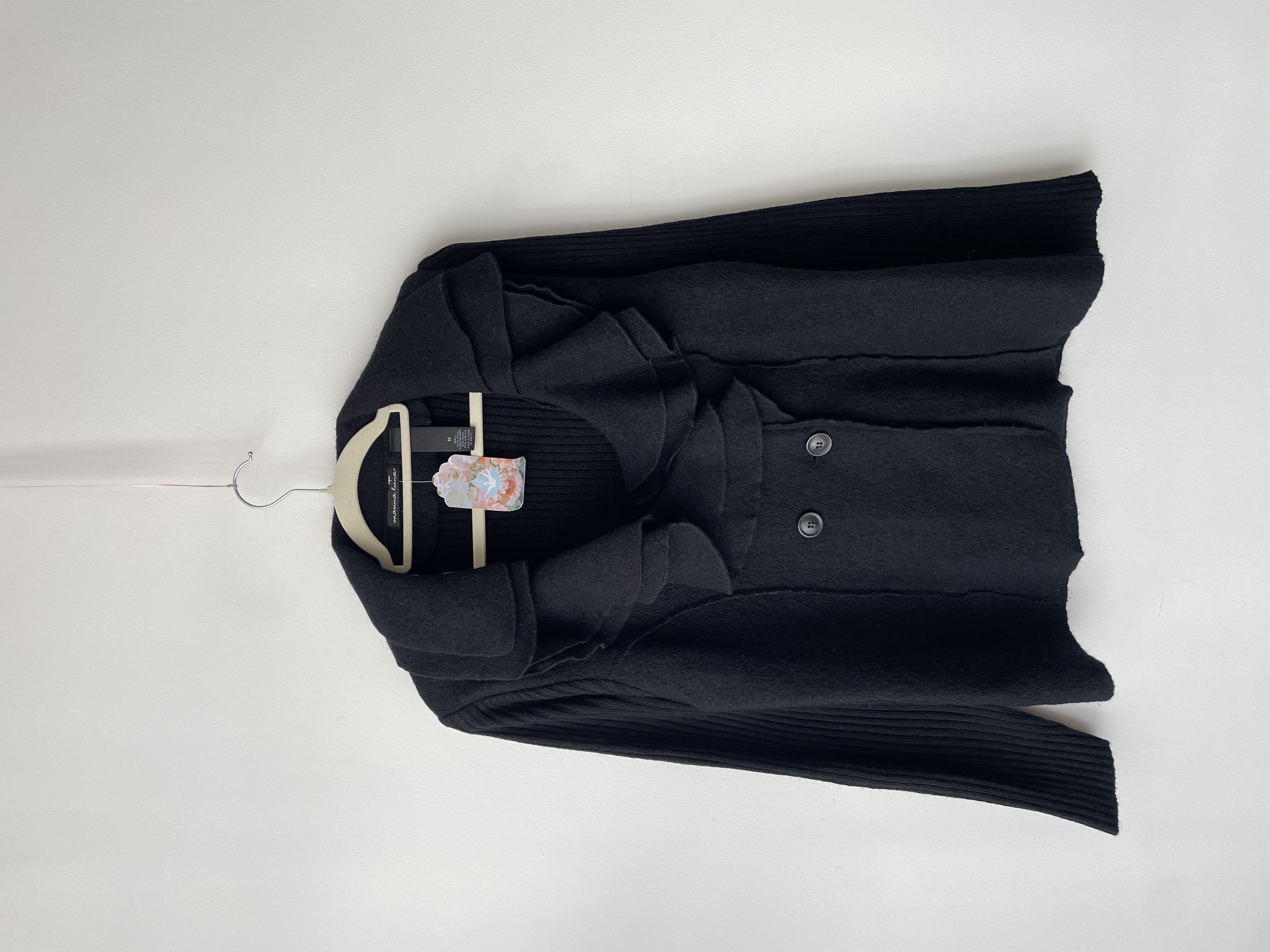 Sweater vuelos Lana. Talla: M 1