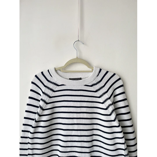 Sweater navy. Talla: M