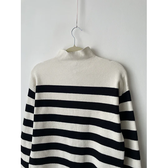 Sweater rayas. Talla: xs