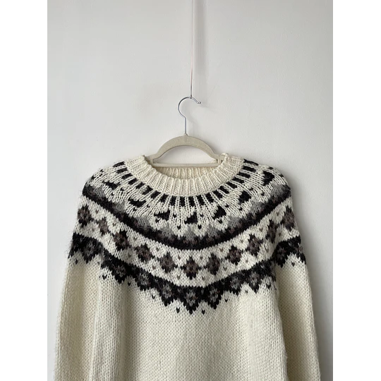 Sweater nordic. Talla: M
