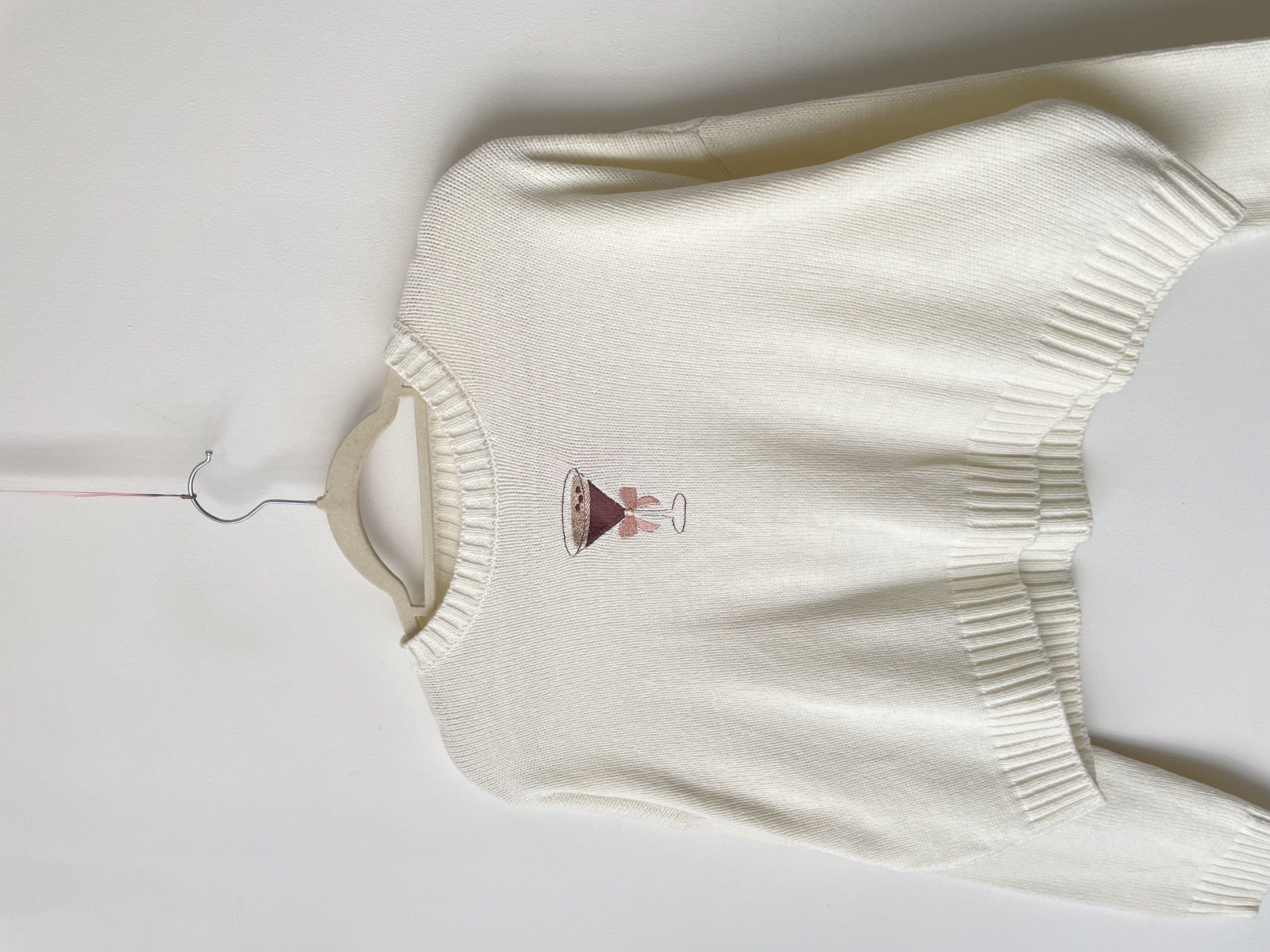 Sweater espresso martini. Talla: XS oversized (S/M) 2