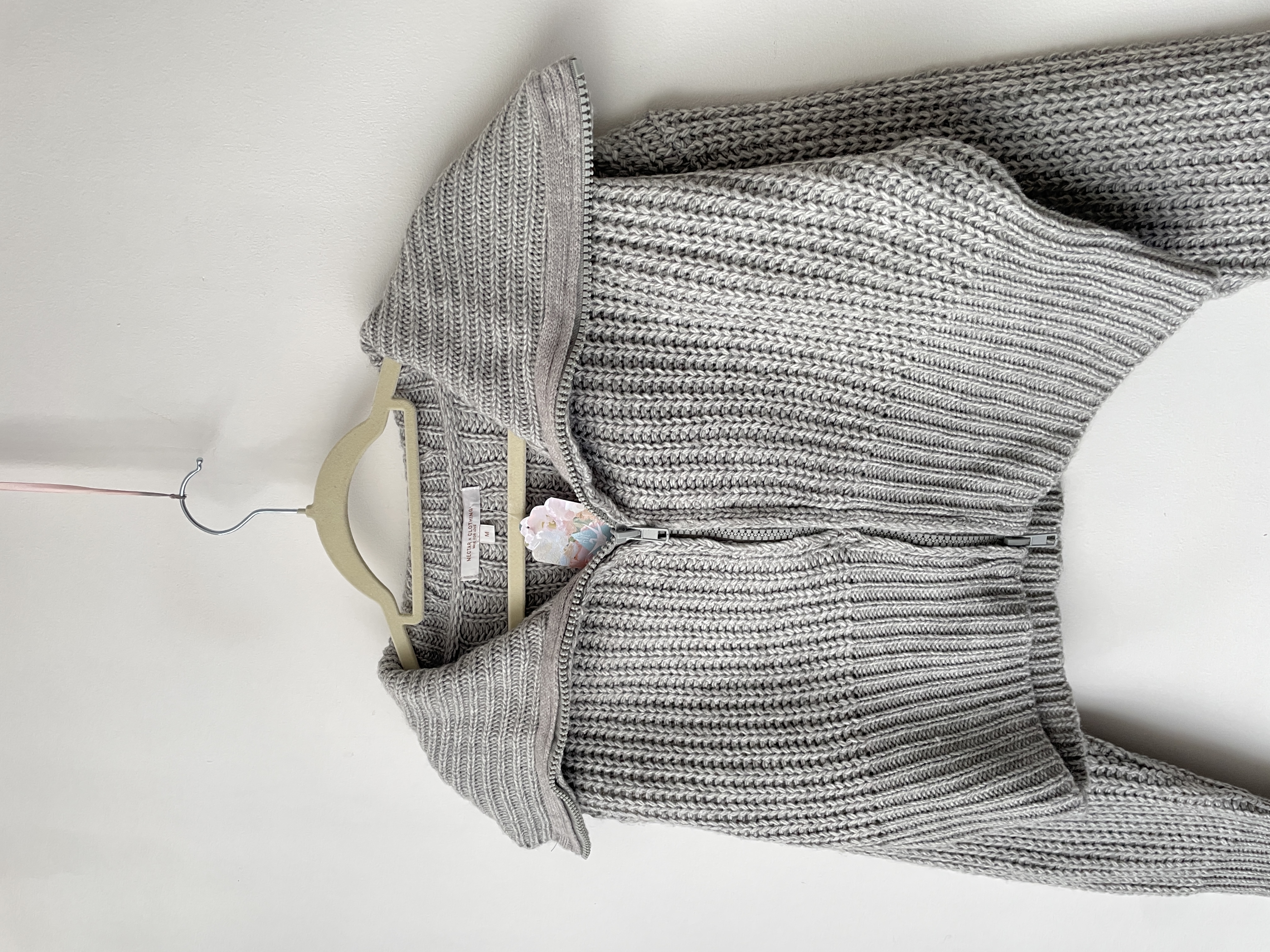 Cárdigan gris. Talla: M 2