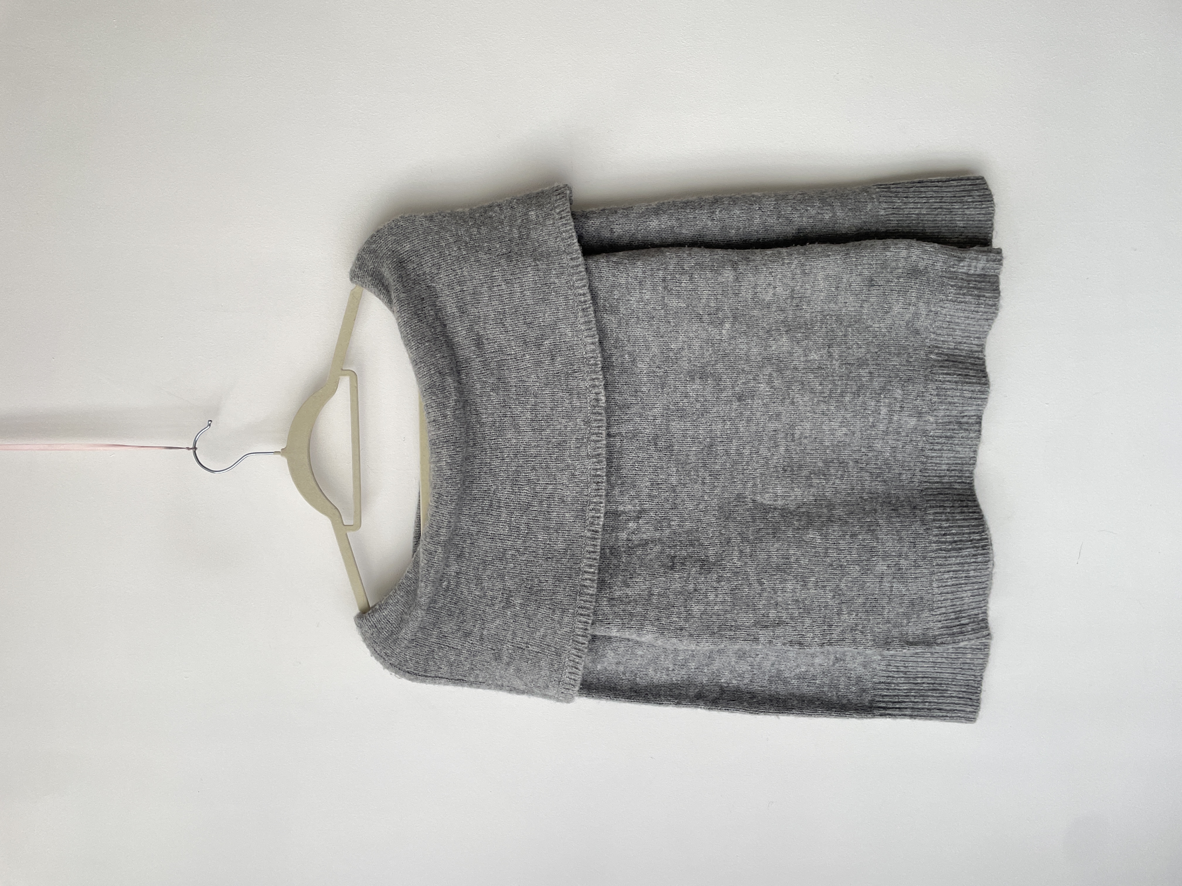 Sweater hombros lana. Talla: S/M 1