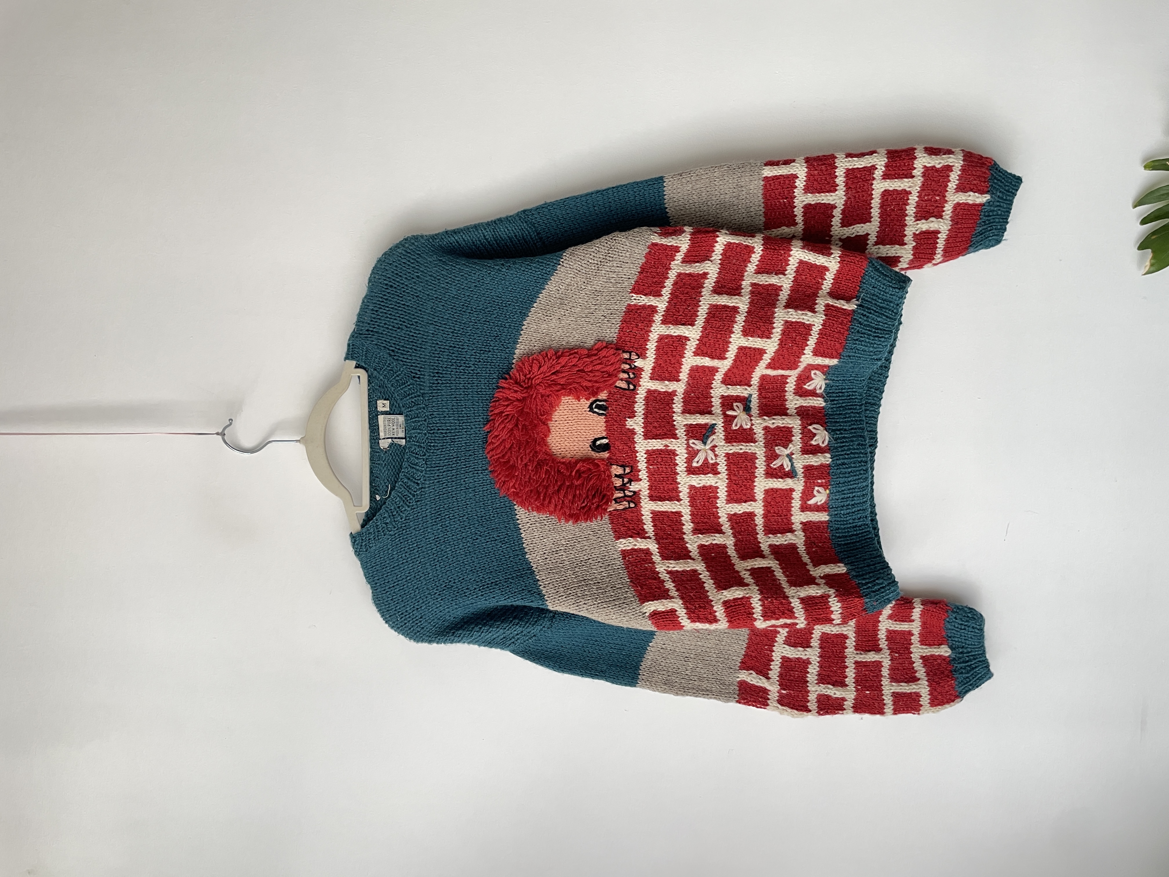 Sweater chucky lana. Talla: M 1