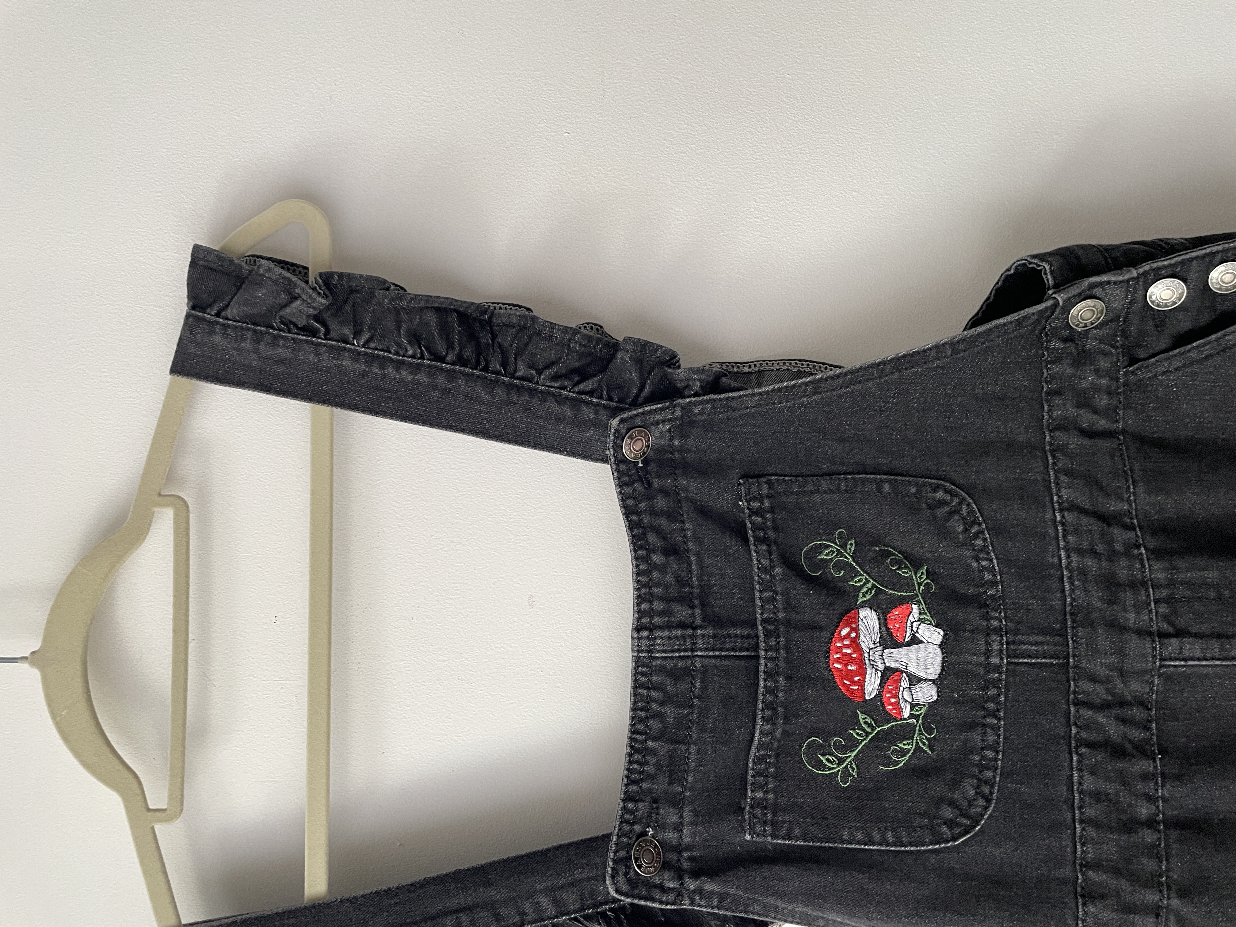 Jardinera honguitos. Talla: M 4