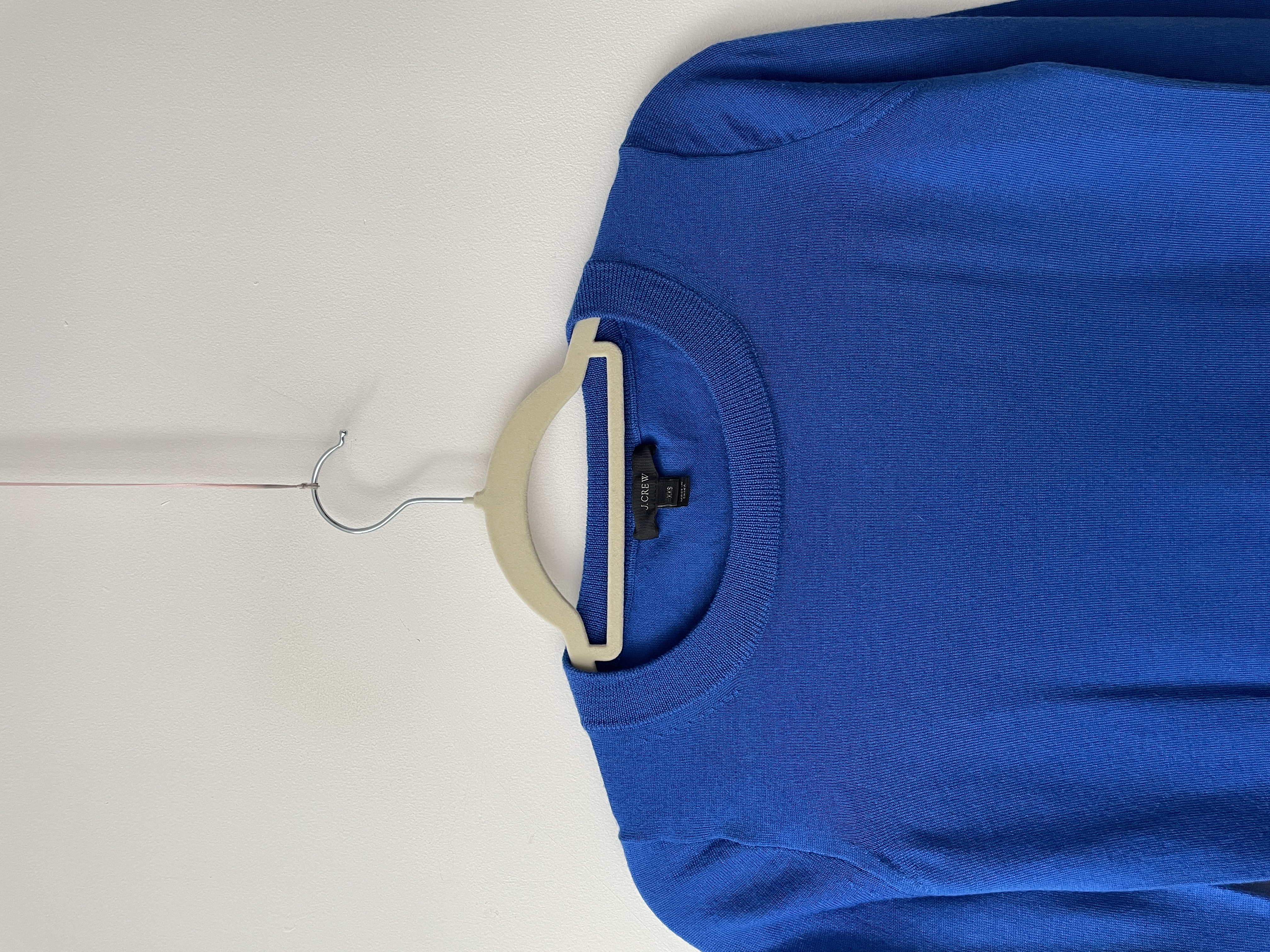 Sweater azul rey lana merino. Talla: XXS 2
