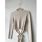 Polera amarras. Talla: M ajustable (S) 2