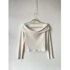 Sweater hombros. Talla: L 1