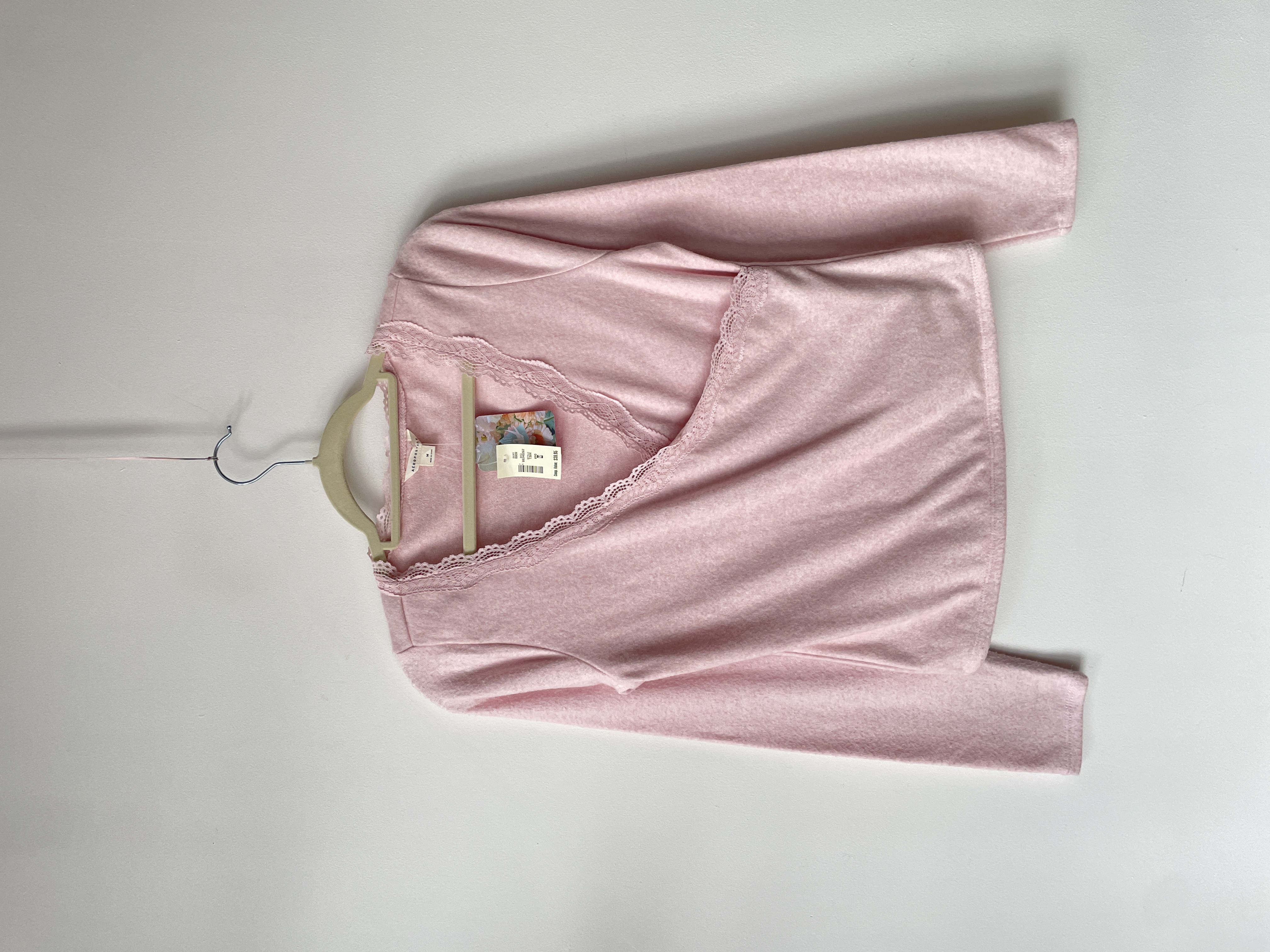 Polera rosa. Talla: M 1