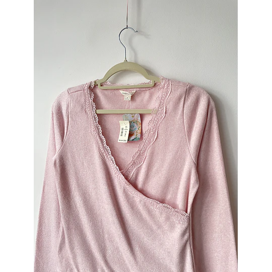 Polera rosa. Talla: M