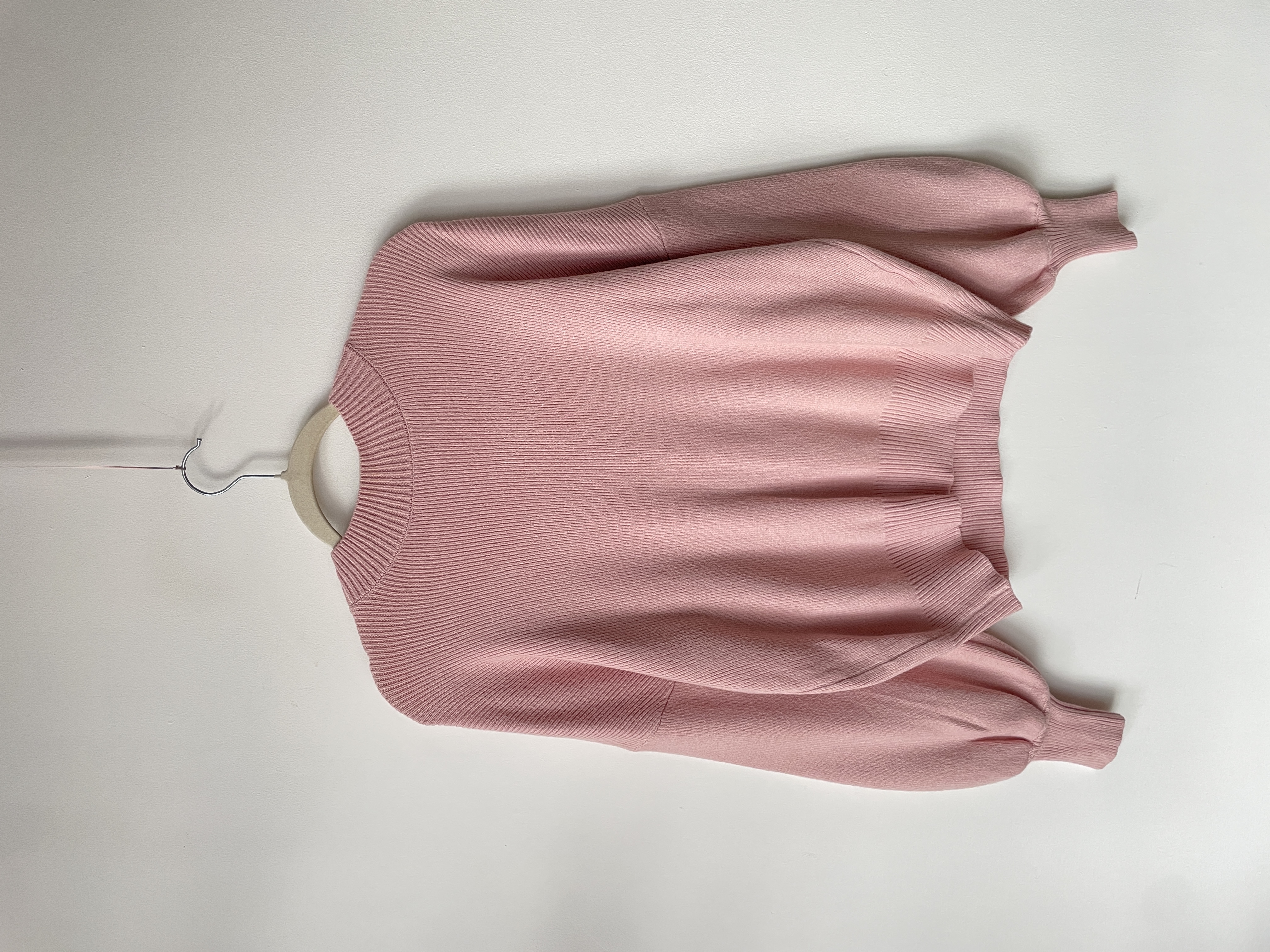 Sweater globo rosa. Talla: S oversized 1