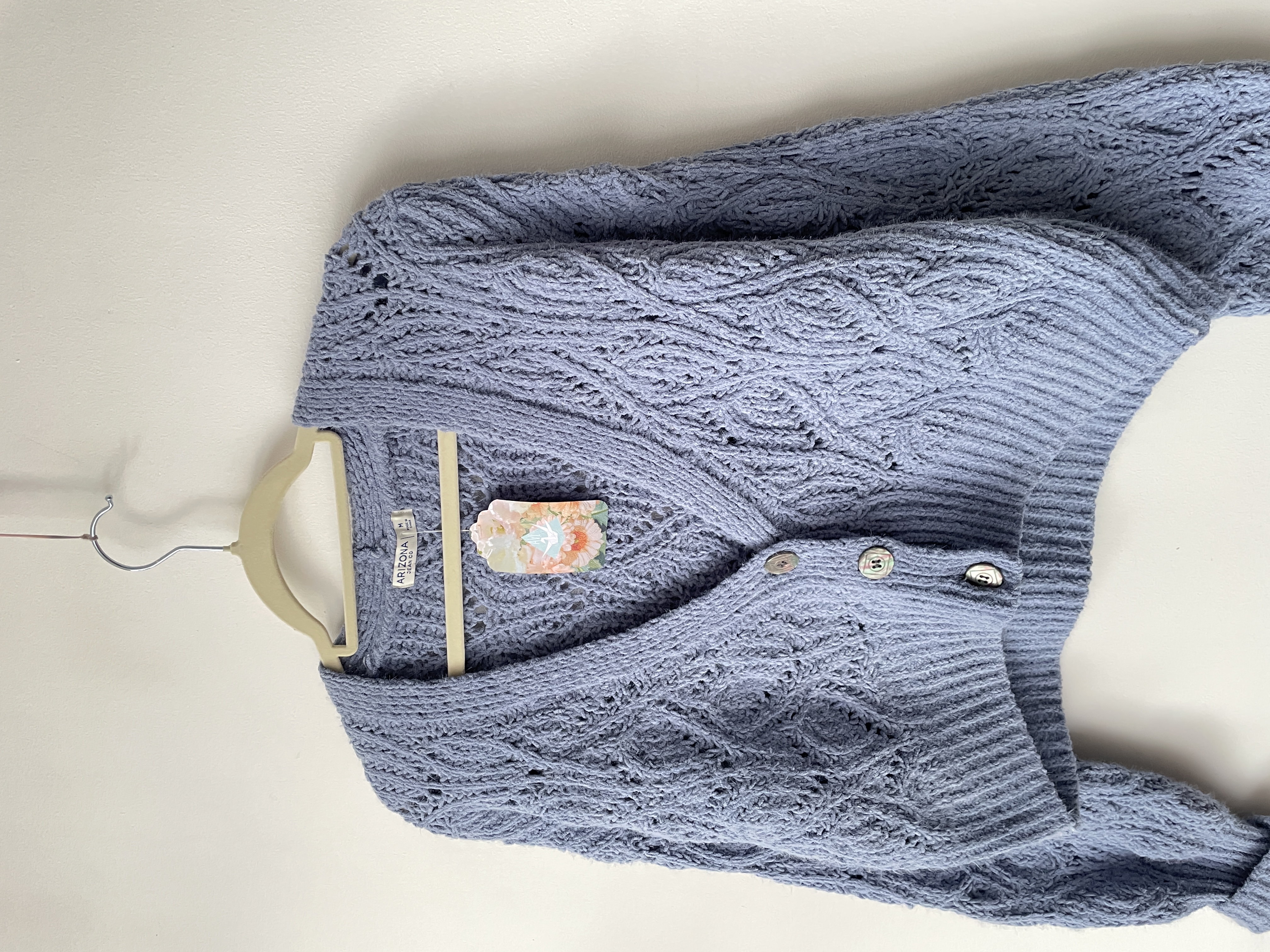 Cárdigan celeste. Talla: M 2